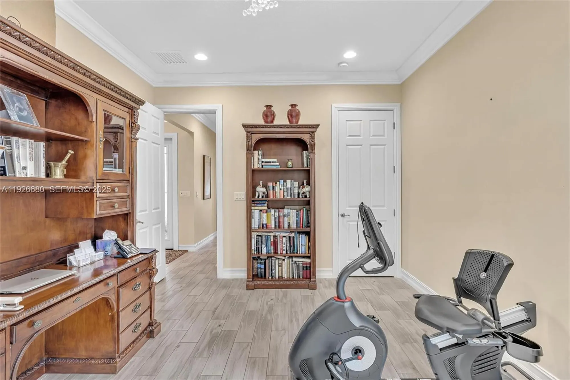 Property Slideshow image 47 of 77 | 9172 leon cir, Parkland, FL, 33076