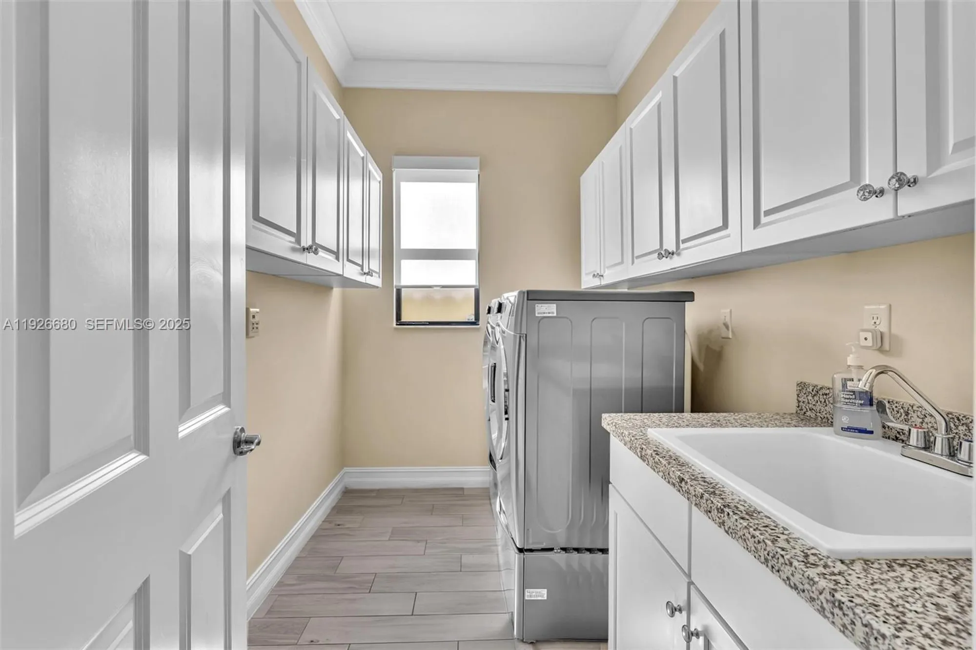 Property Slideshow image 51 of 77 | 9172 leon cir, Parkland, FL, 33076