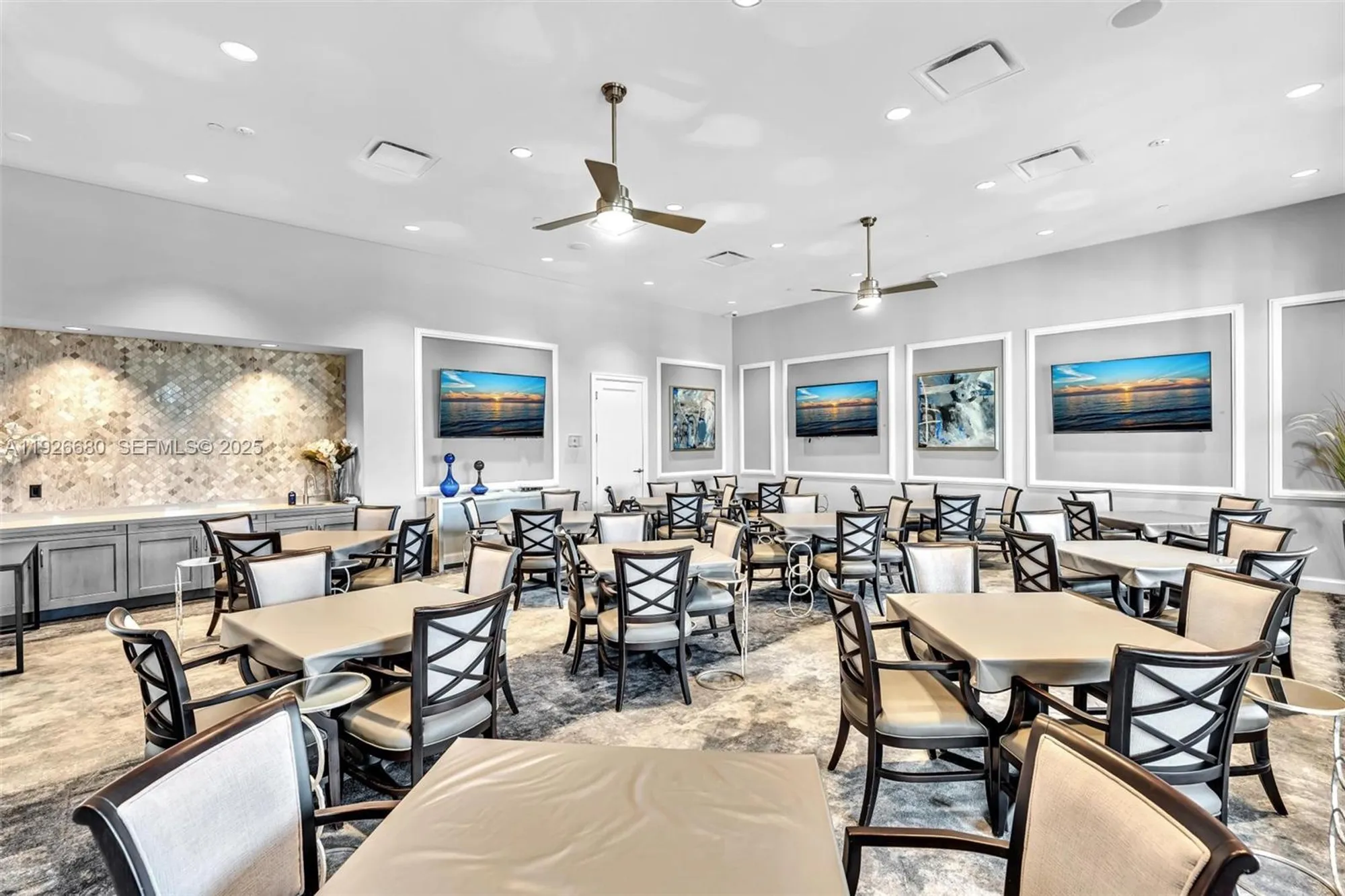 Property Slideshow image 69 of 77 | 9172 leon cir, Parkland, FL, 33076