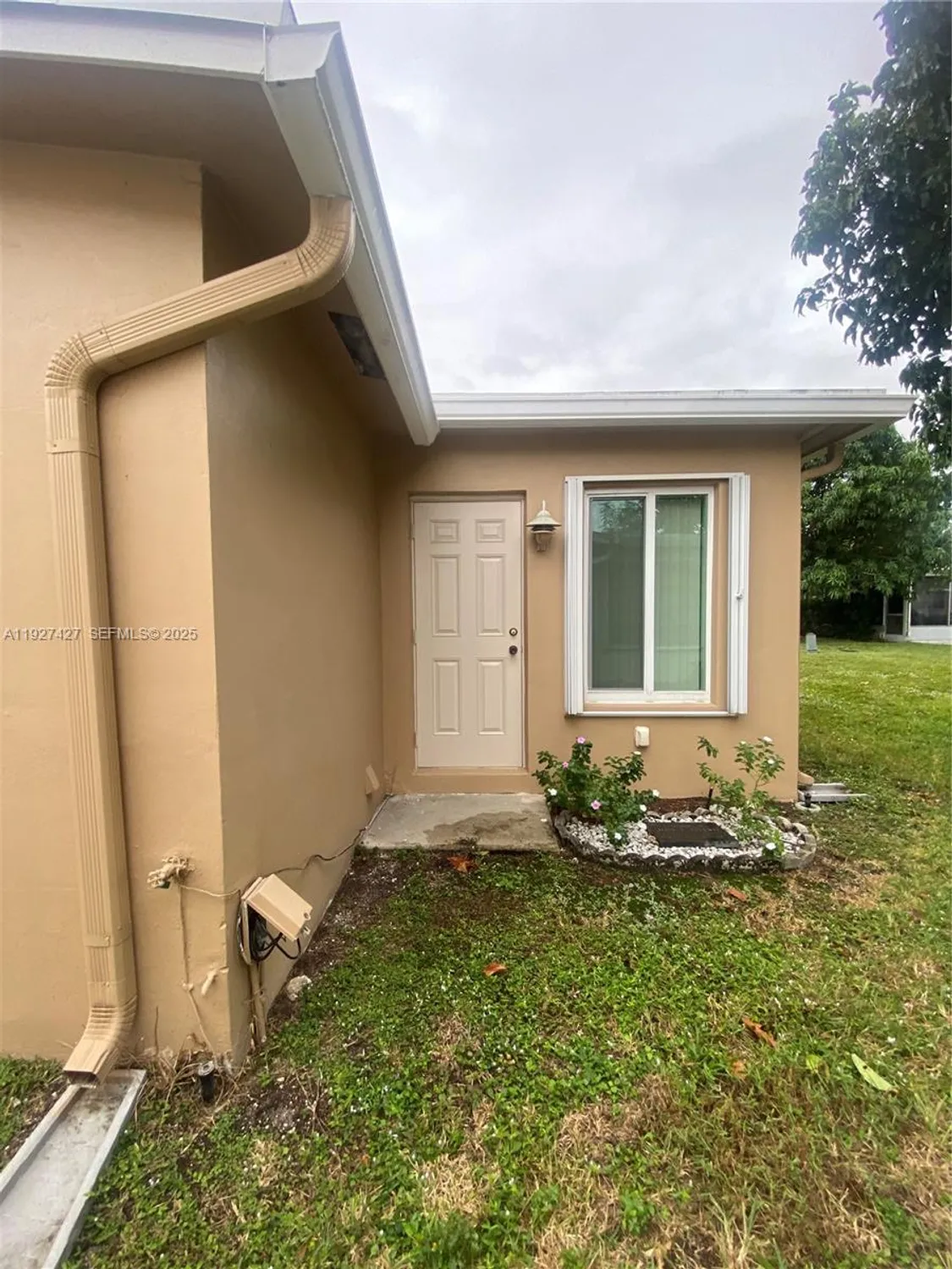 Property Slideshow image 5 of 7 | 6940 nw 12th st, Margate, FL, 33063