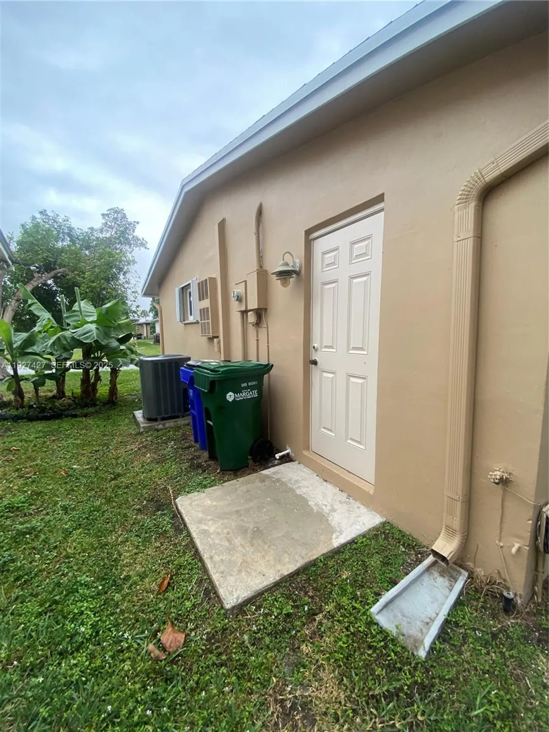 Property Slideshow image 6 of 7 | 6940 nw 12th st, Margate, FL, 33063