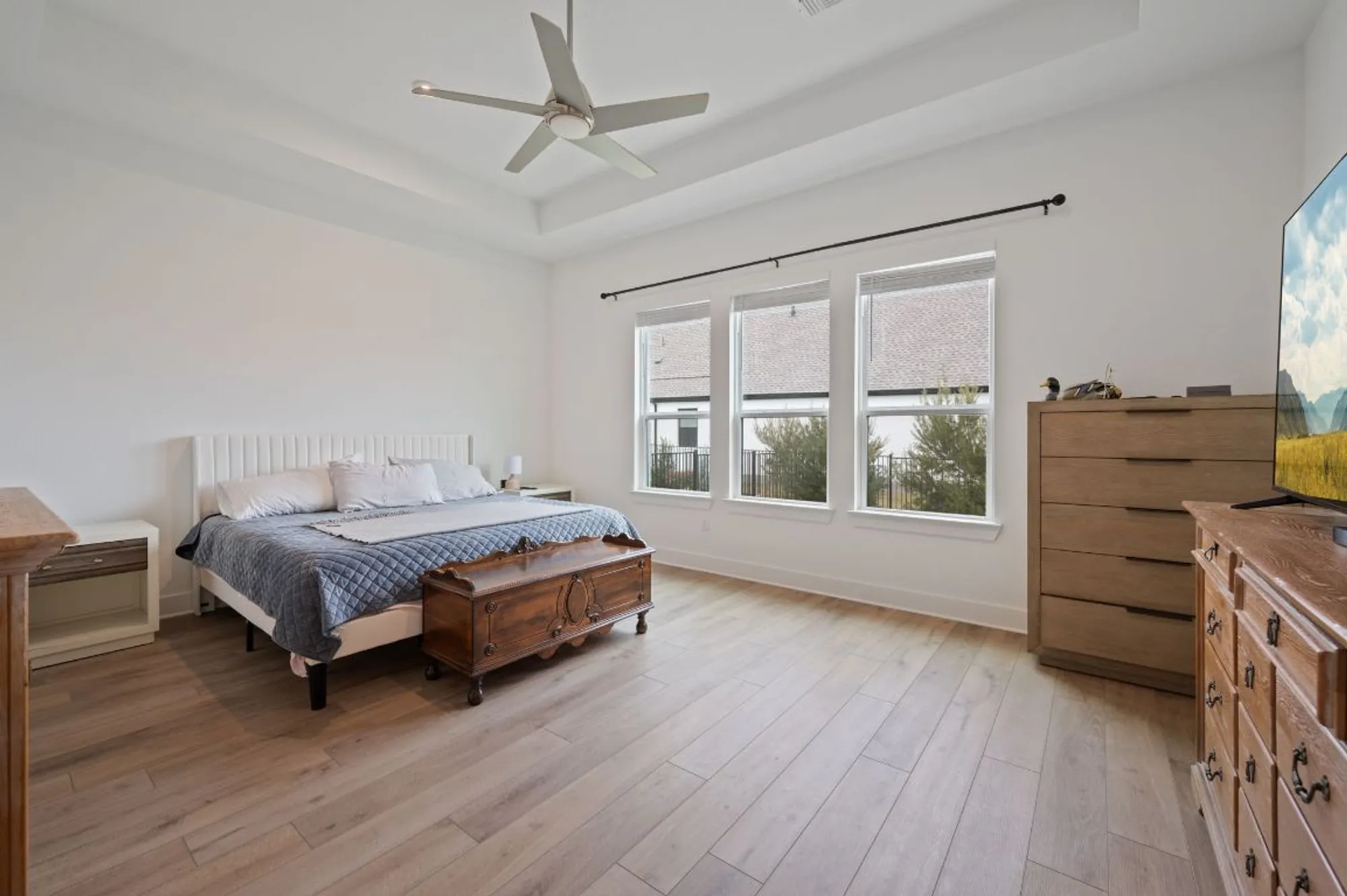 Property Slideshow image 15 of 30 | 616 hallwood dr, Liberty Hill, TX, 78642