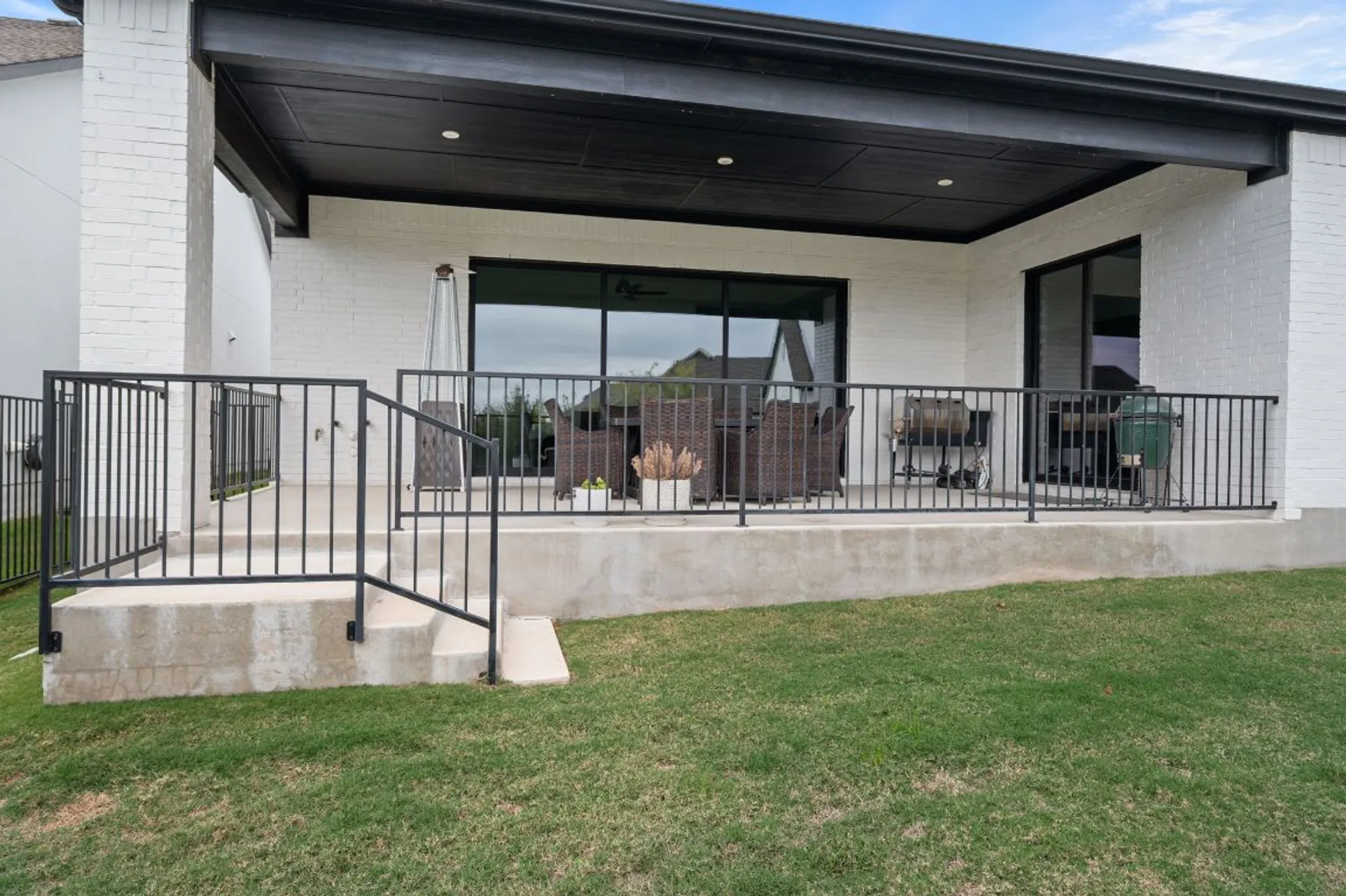 Property Slideshow image 26 of 30 | 616 hallwood dr, Liberty Hill, TX, 78642