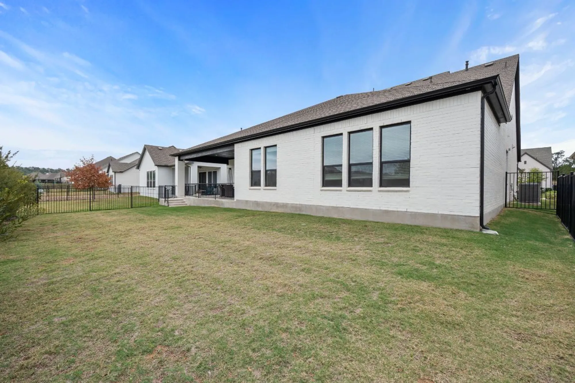 Property Slideshow image 27 of 30 | 616 hallwood dr, Liberty Hill, TX, 78642