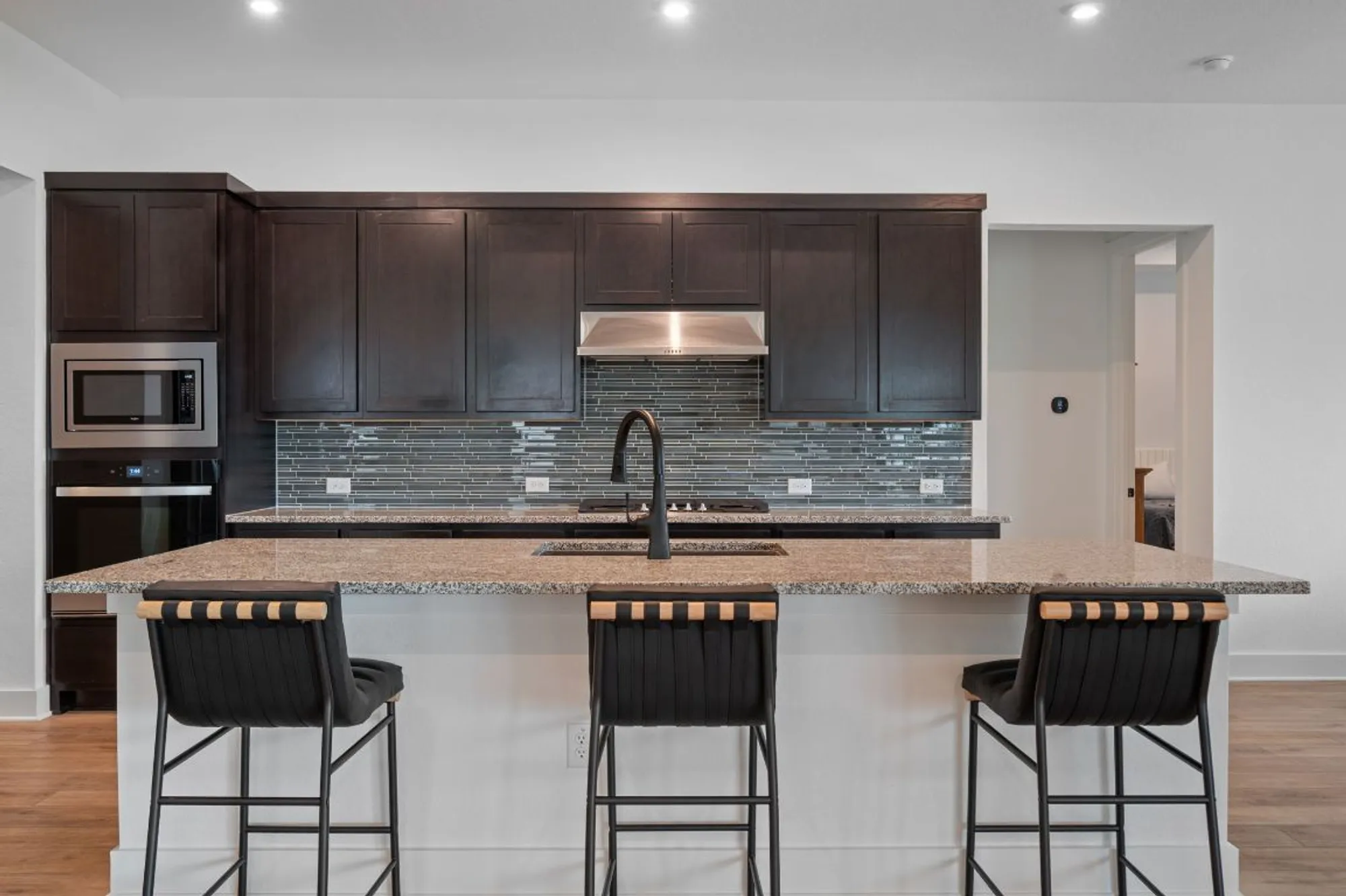 Property Slideshow image 6 of 30 | 616 hallwood dr, Liberty Hill, TX, 78642