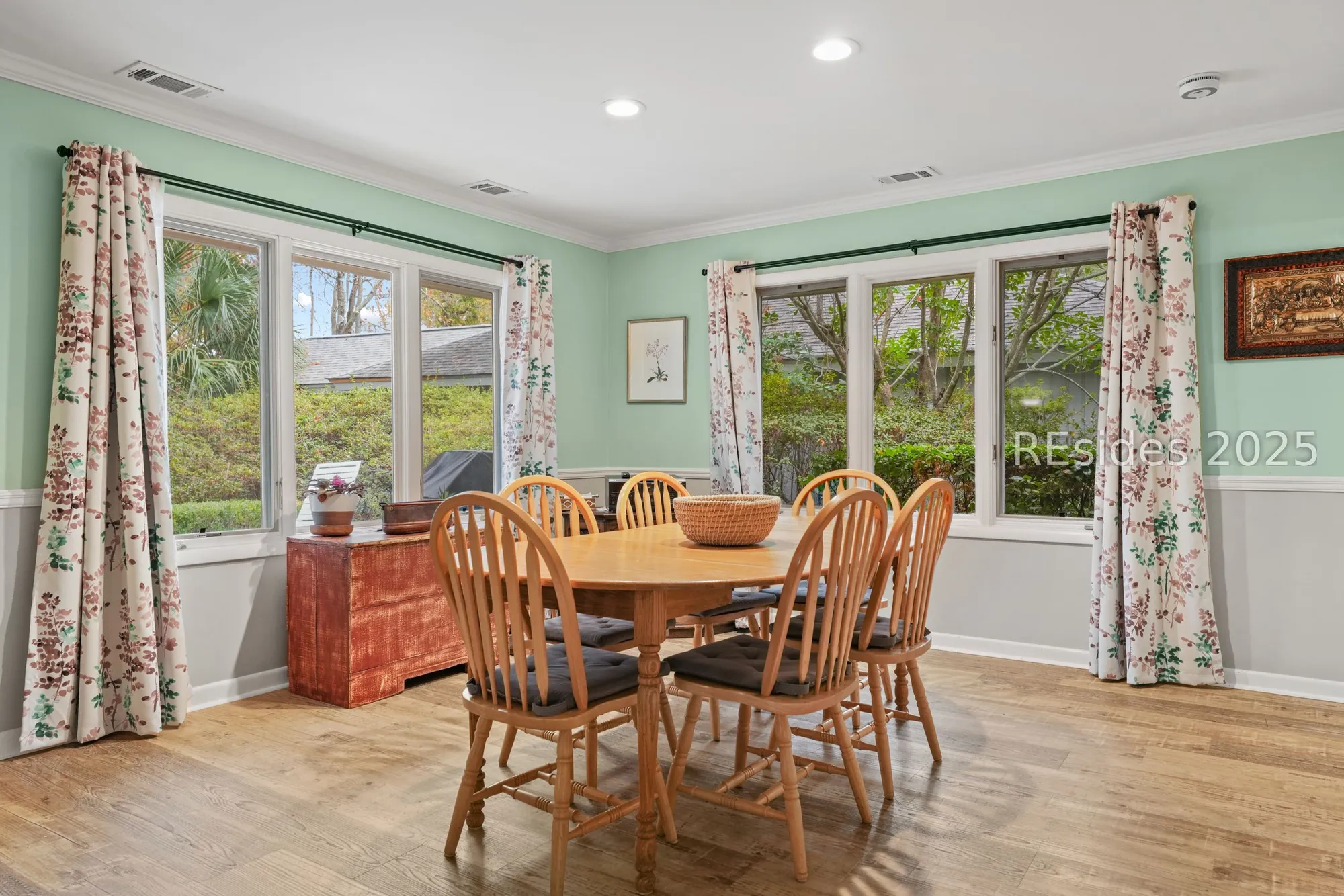 Property Slideshow image 12 of 57 | 2 wood thrush ct, Hilton Head Island, SC, 29926