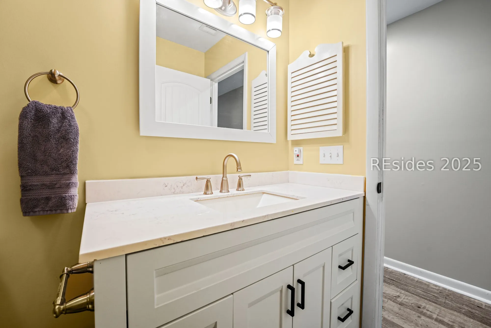 Property Slideshow image 28 of 57 | 2 wood thrush ct, Hilton Head Island, SC, 29926