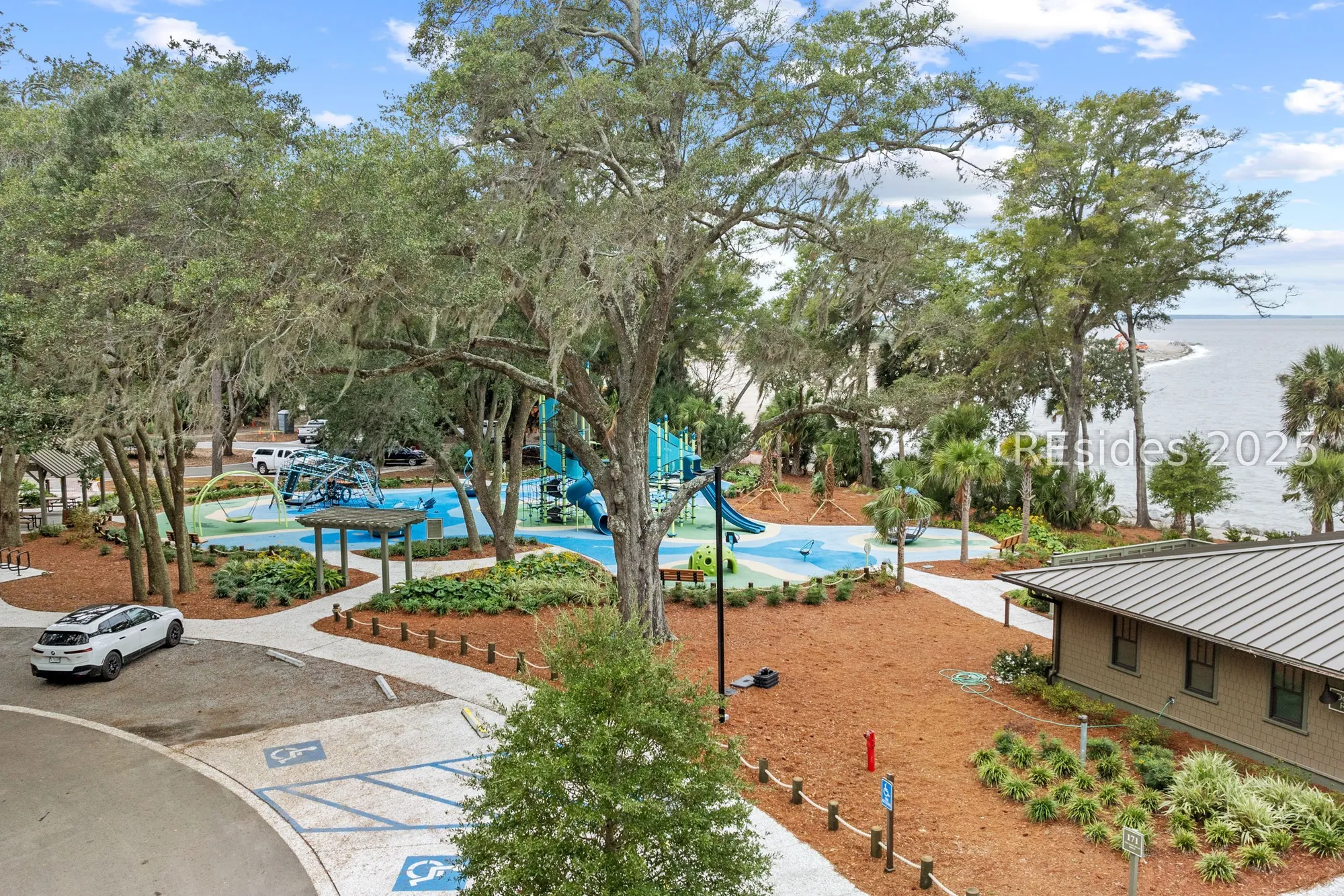 Property Slideshow image 52 of 57 | 2 wood thrush ct, Hilton Head Island, SC, 29926