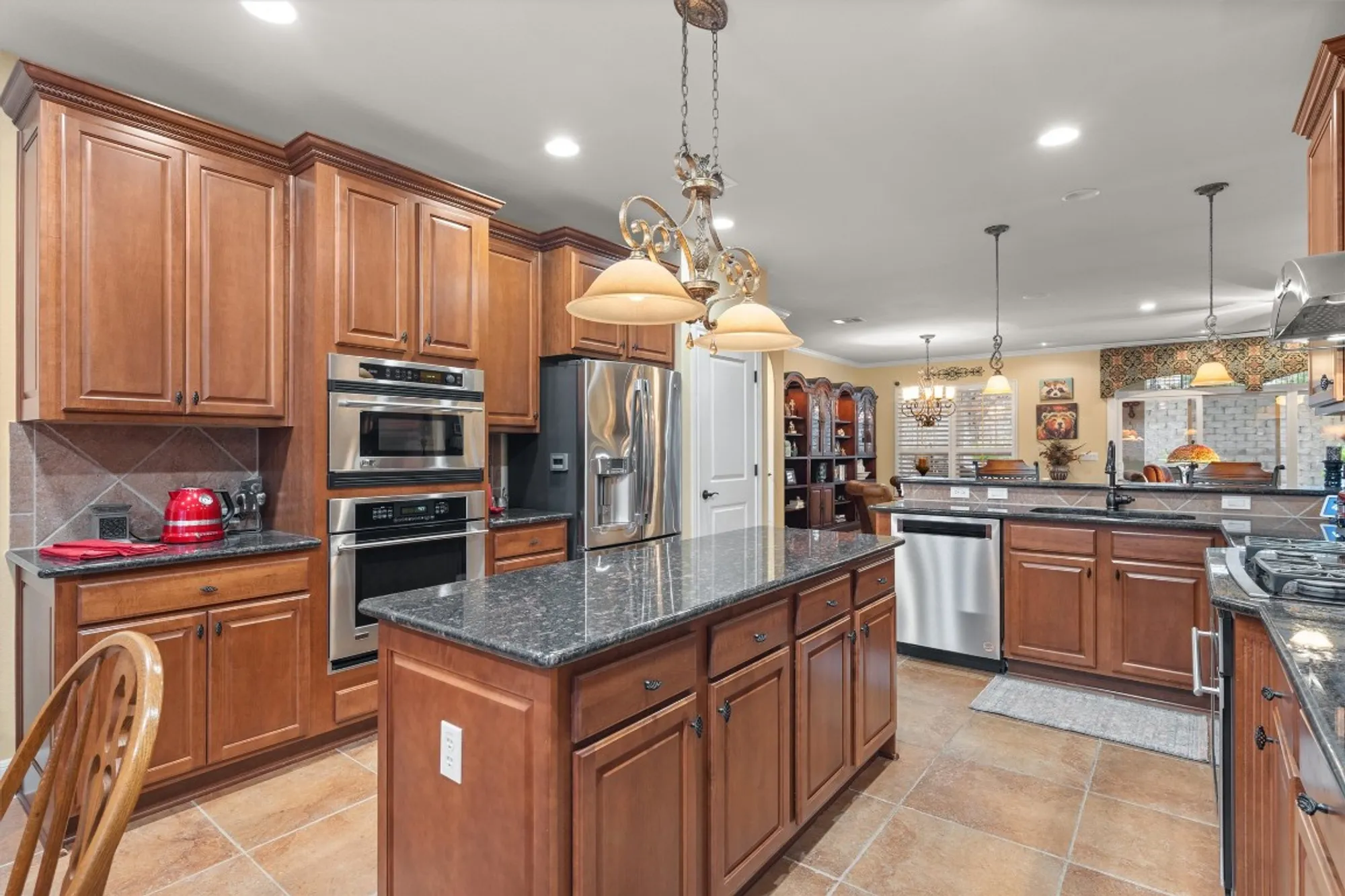 Property Slideshow image 17 of 37 | 204 goose island dr, Georgetown, TX, 78633
