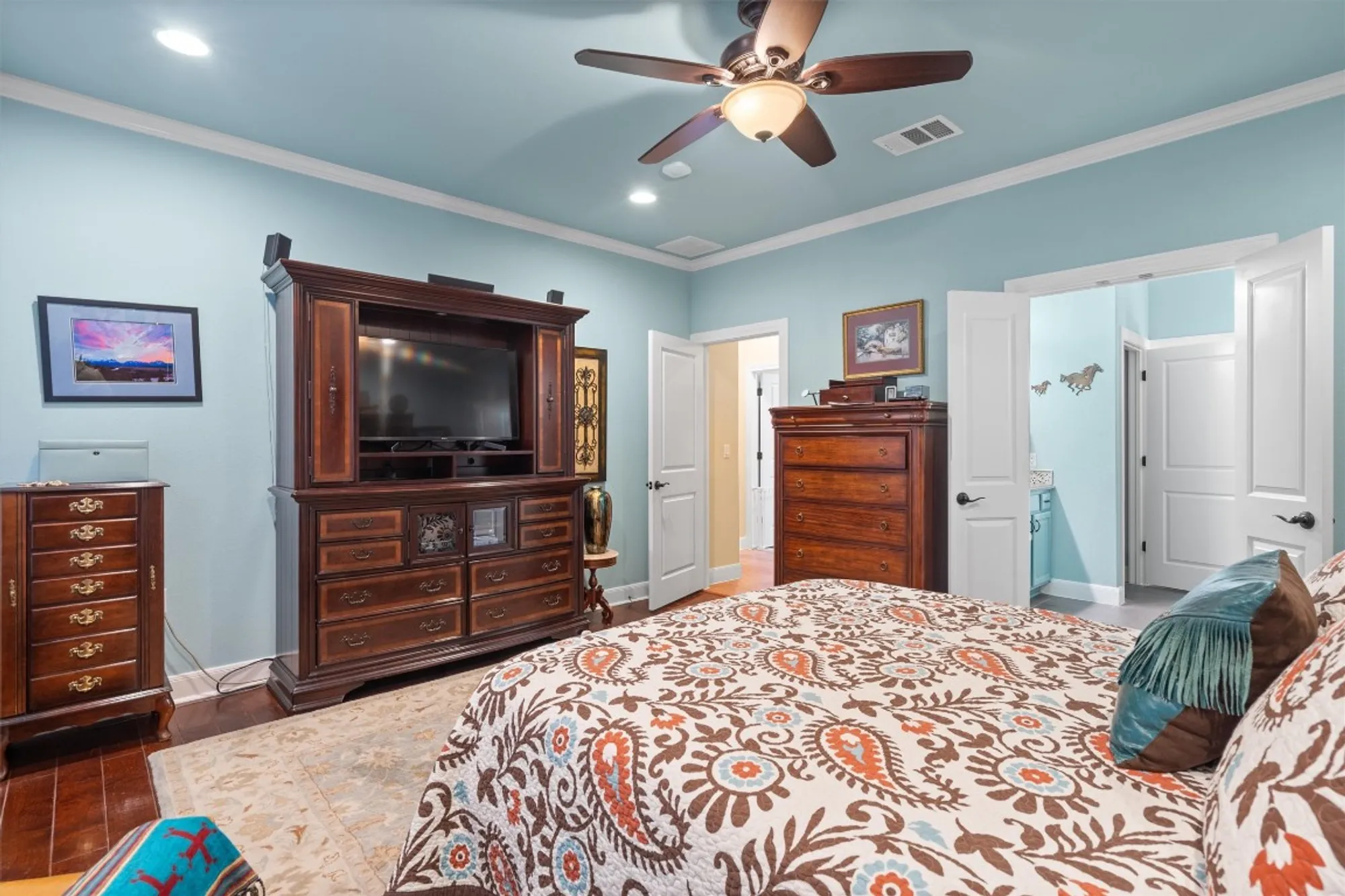 Property Slideshow image 19 of 37 | 204 goose island dr, Georgetown, TX, 78633