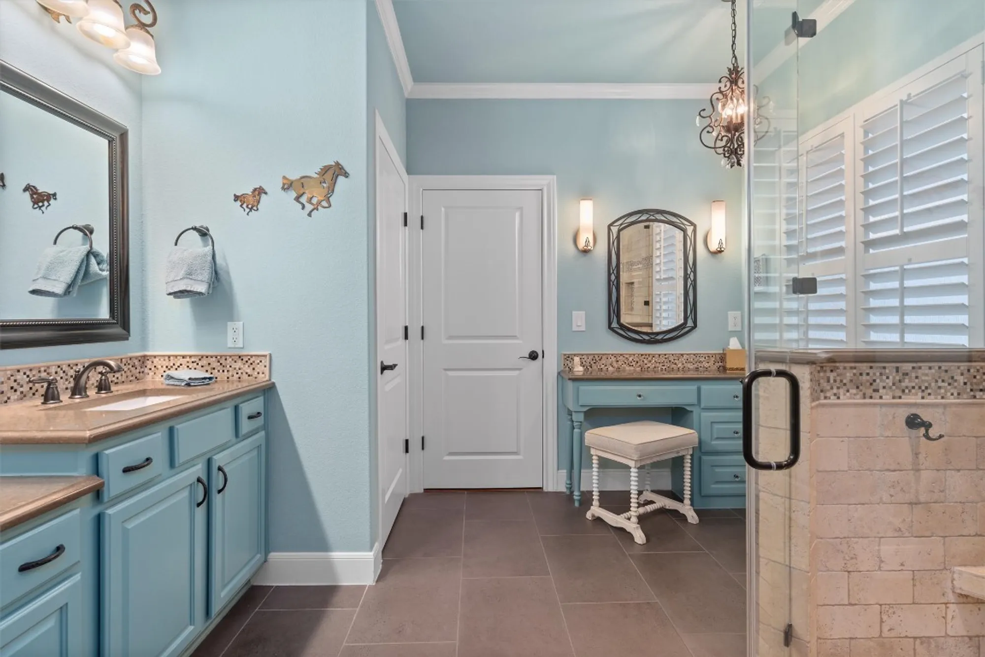 Property Slideshow image 21 of 37 | 204 goose island dr, Georgetown, TX, 78633