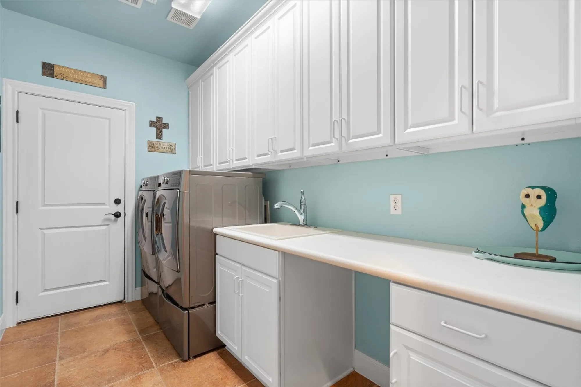 Property Slideshow image 30 of 37 | 204 goose island dr, Georgetown, TX, 78633