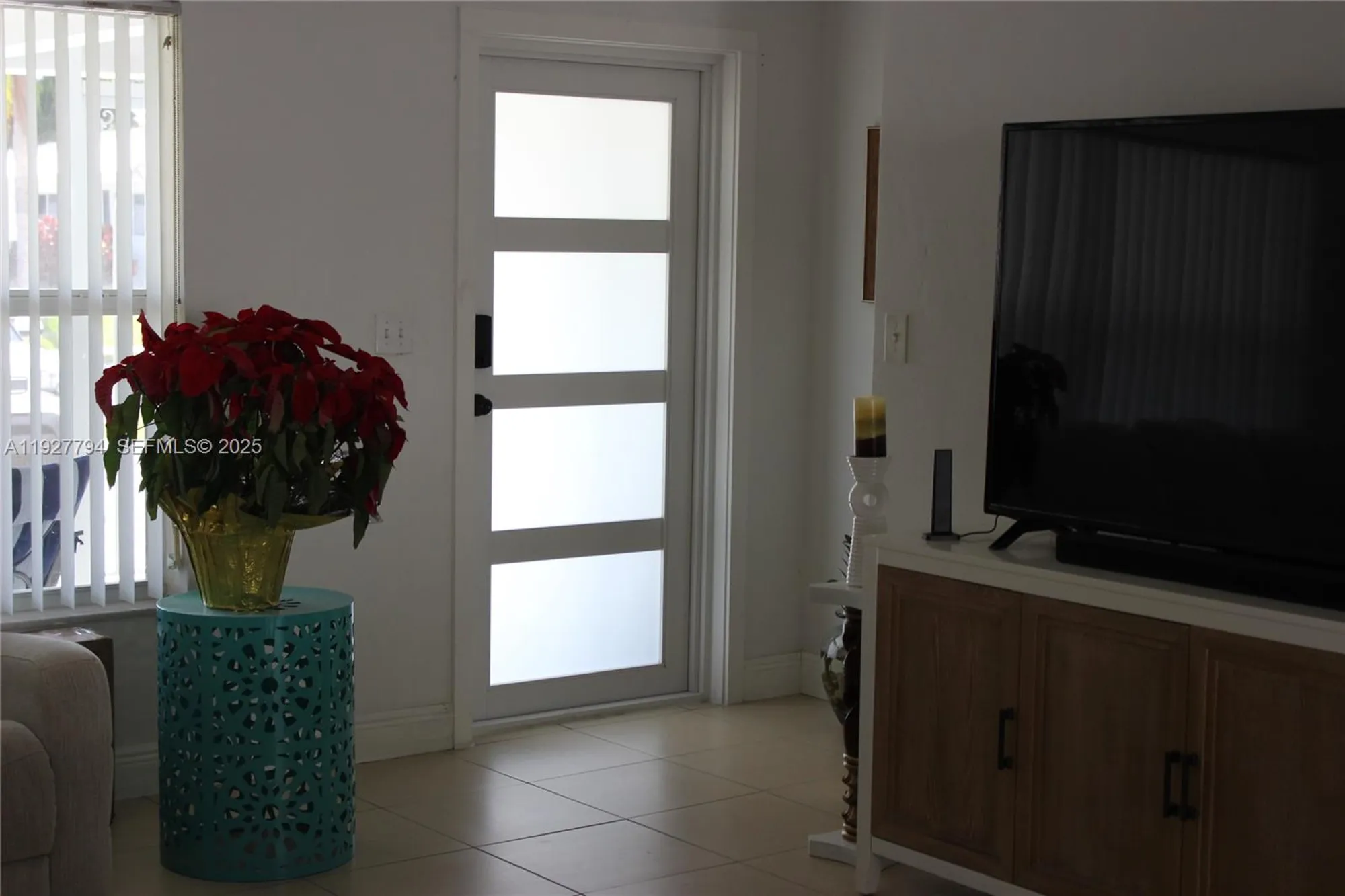 Property Slideshow image 14 of 42 | 231 leisure blvd, Pompano Beach, FL, 33064