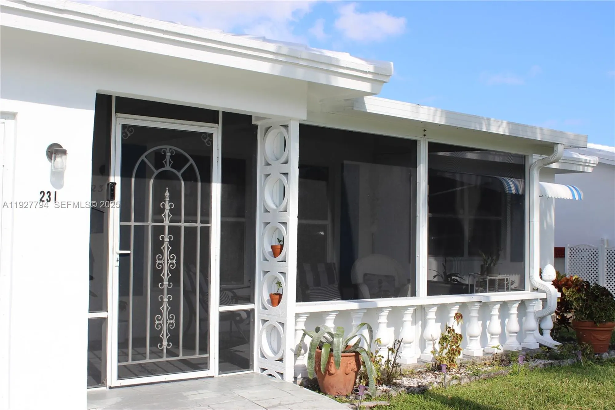 Property Slideshow image 11 of 42 | 231 leisure blvd, Pompano Beach, FL, 33064
