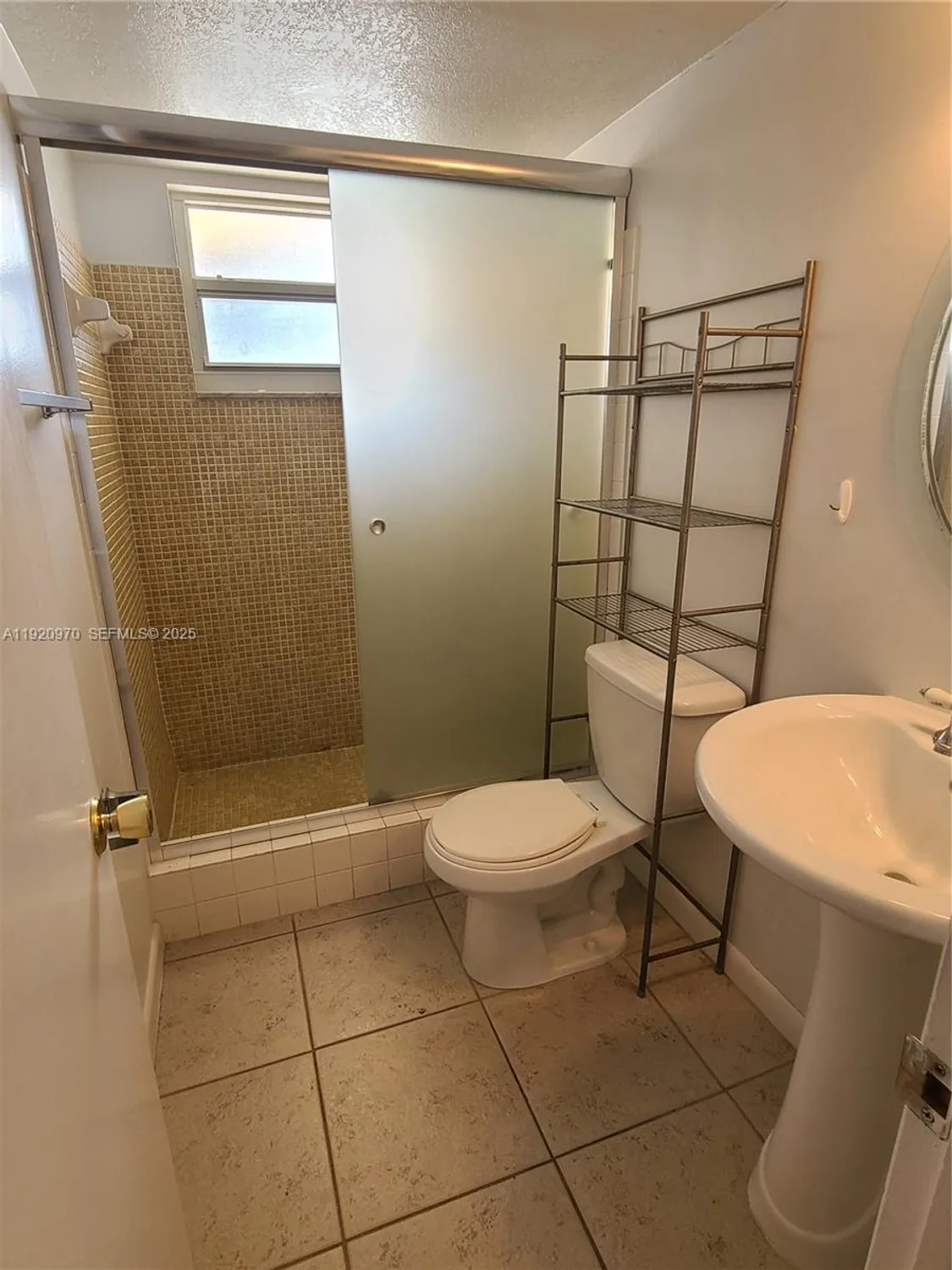 Property Slideshow image 5 of 28 | 6550 royal palm blvd apt 112a, Margate, FL, 33063