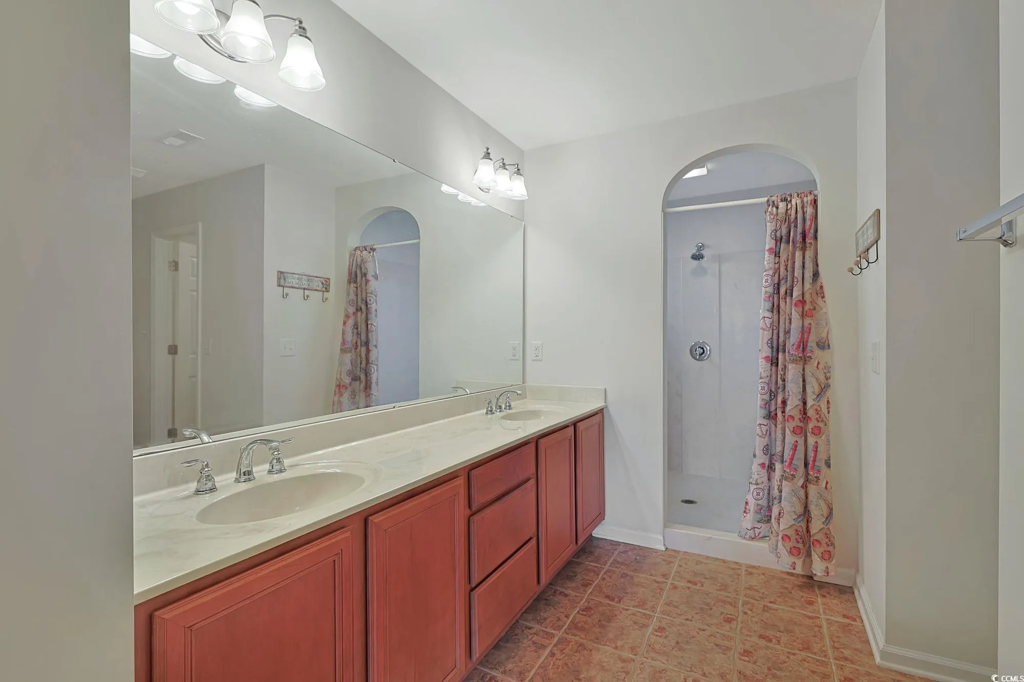Property Slideshow image 19 of 38 | 208 sutter dr, Surfside Beach, SC, 29575