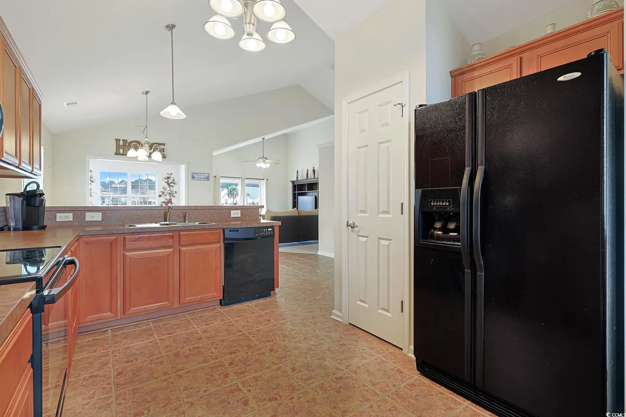 Property Slideshow image 6 of 38 | 208 sutter dr, Surfside Beach, SC, 29575