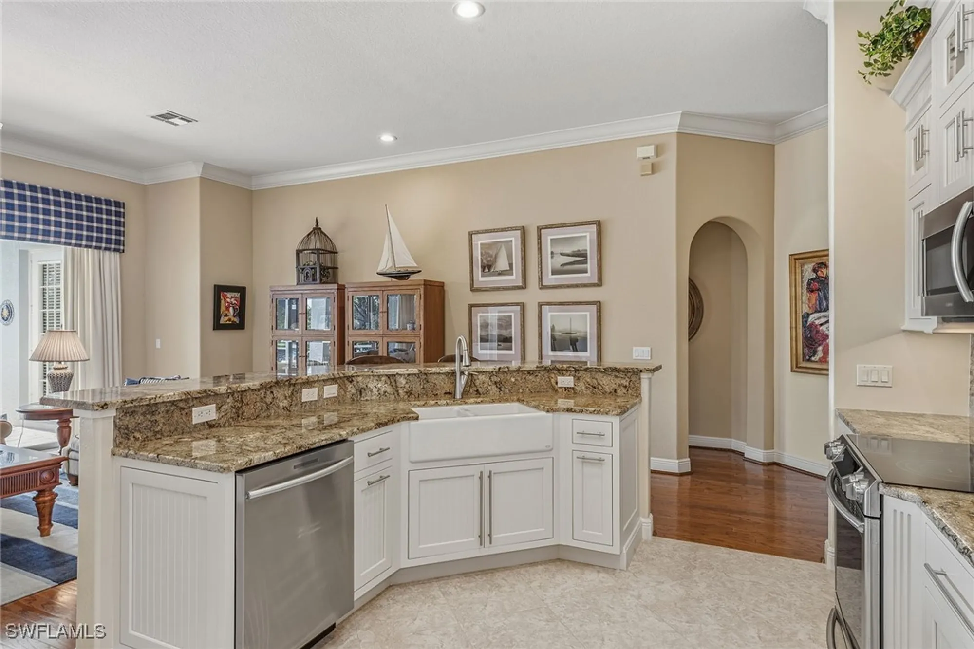 Property Slideshow image 9 of 50 | 8450 mallards way, Naples, FL, 34114