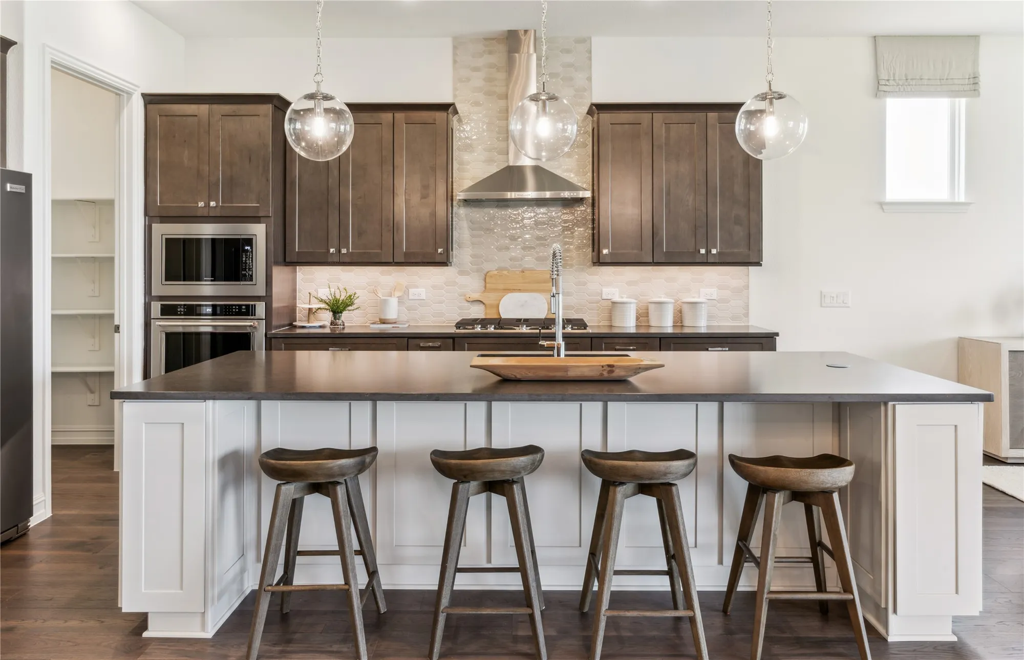 Property Slideshow image 5 of 12 | 913 cormorant dr, Mckinney, TX, 75071