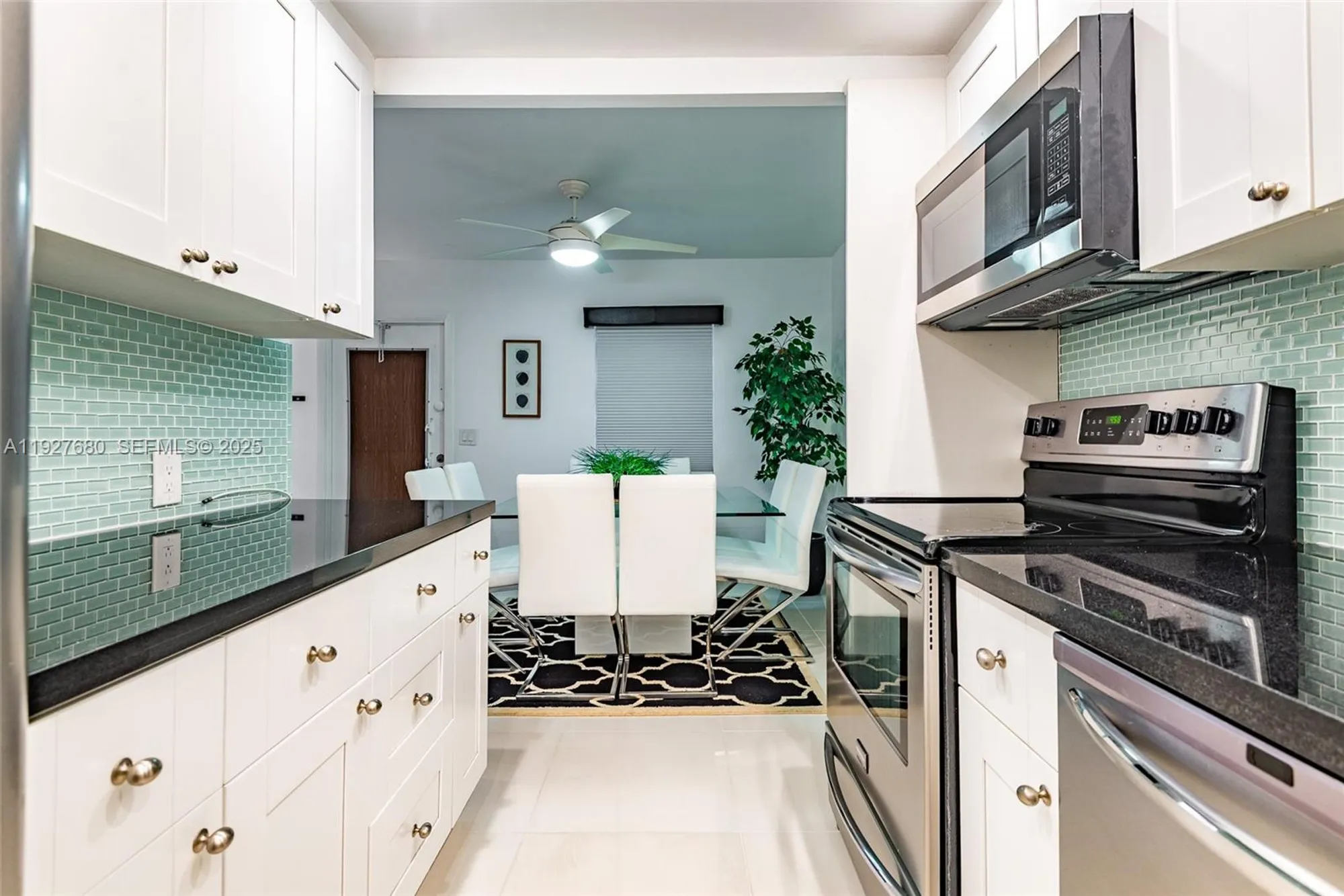 Property Slideshow image 14 of 34 | 1061 exeter d, Boca Raton, FL, 33434