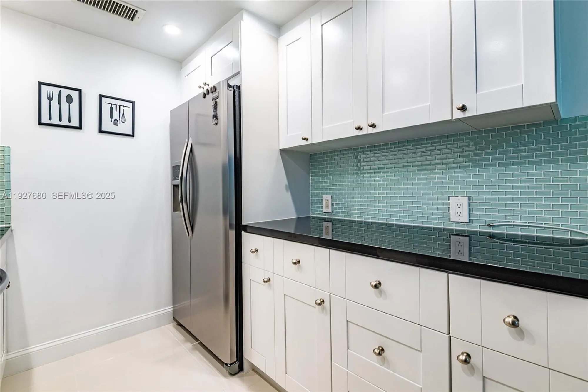 Property Slideshow image 12 of 34 | 1061 exeter d, Boca Raton, FL, 33434