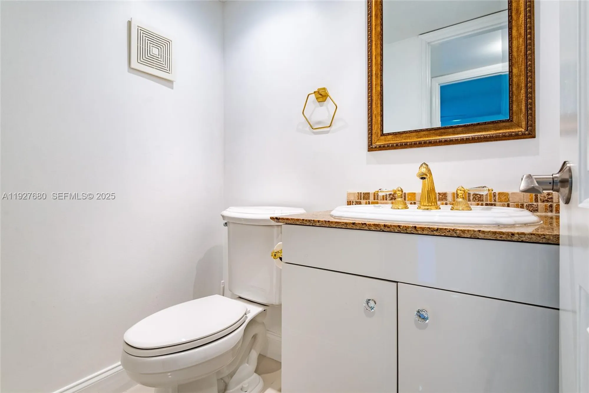 Property Slideshow image 22 of 34 | 1061 exeter d, Boca Raton, FL, 33434