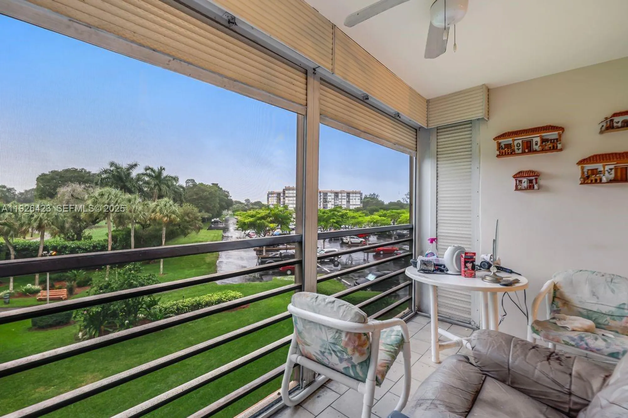 Property Slideshow image 15 of 41 | 1100 saint charles pl 310, Pembroke Pines, FL, 33026