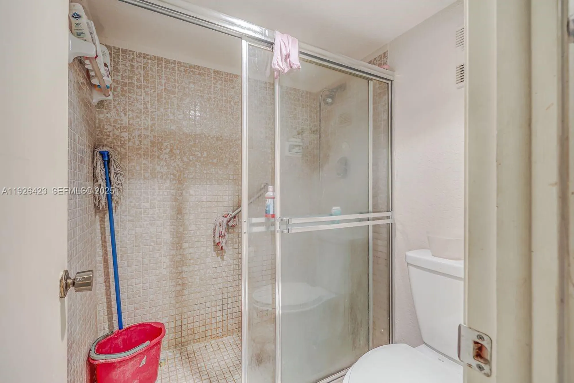 Property Slideshow image 24 of 41 | 1100 saint charles pl 310, Pembroke Pines, FL, 33026