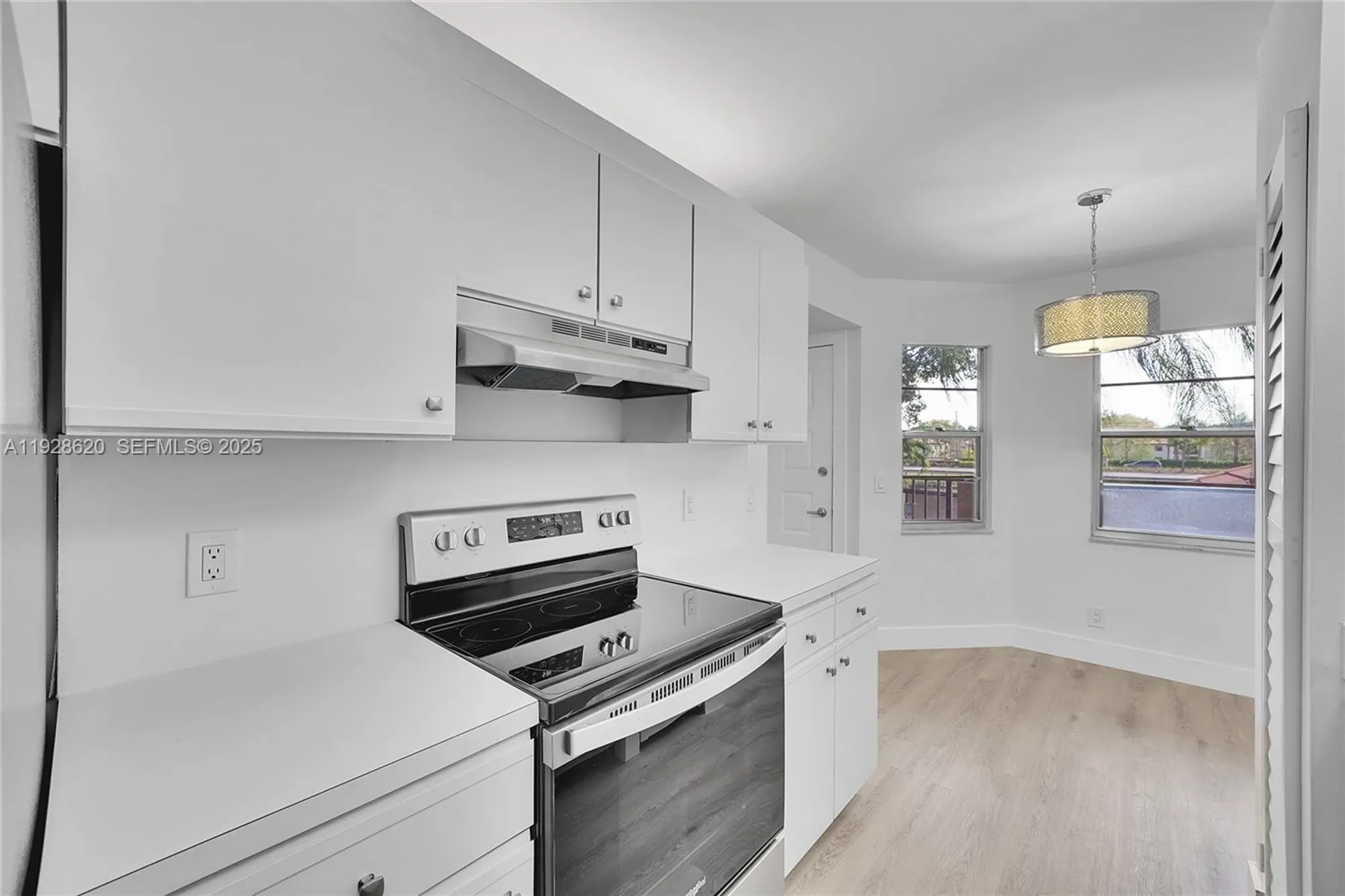 Property Slideshow image 2 of 28 | 1200 sw 124th ter 207o, Pembroke Pines, FL, 33027