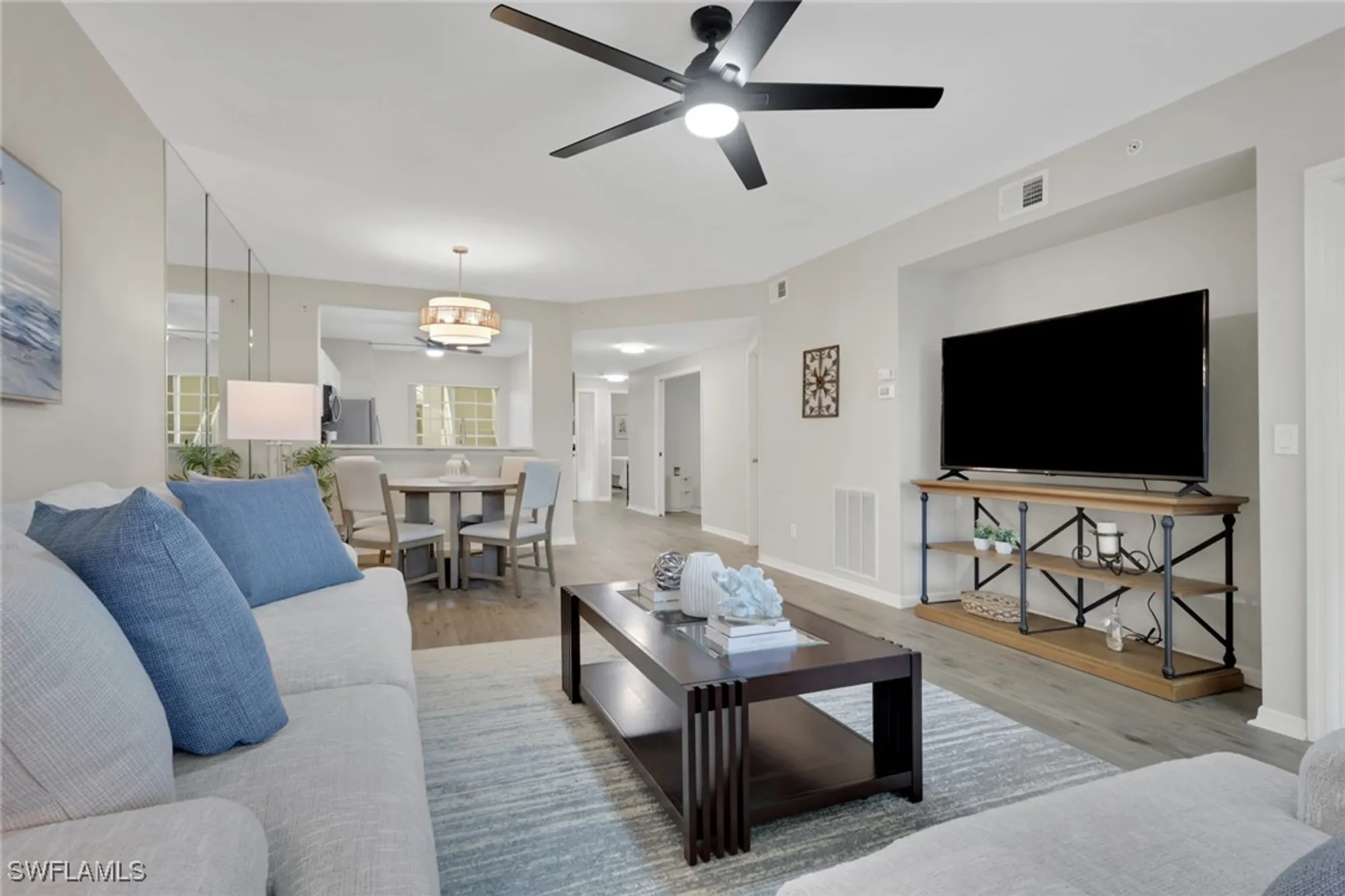 Property Slideshow image 15 of 39 | 9035 michael cir unit 5, Naples, FL, 34113