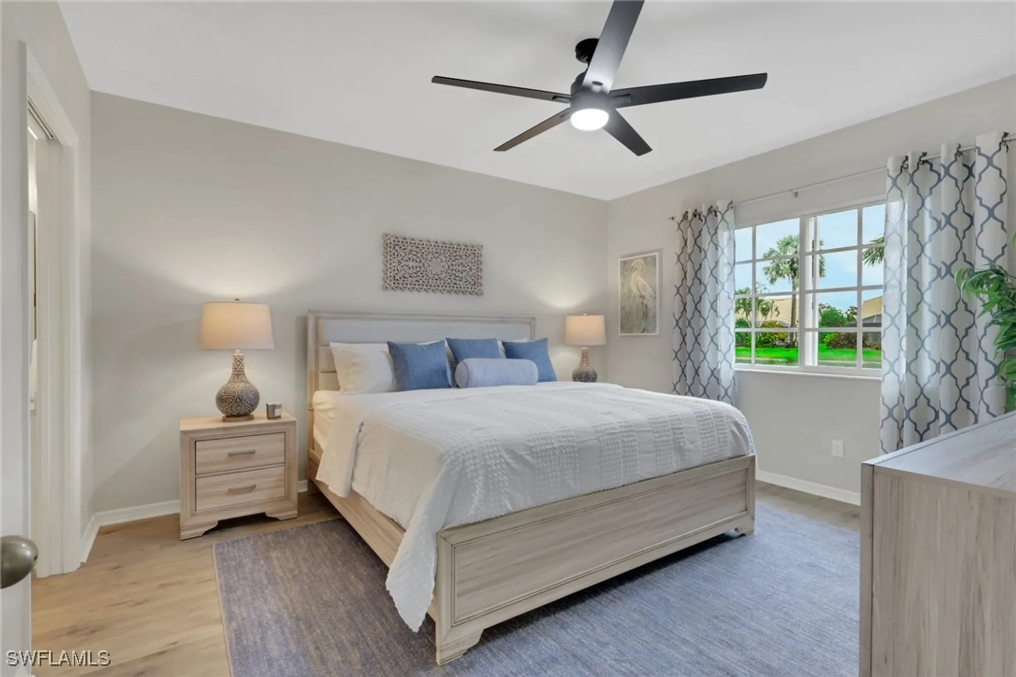 Property Slideshow image 16 of 39 | 9035 michael cir unit 5, Naples, FL, 34113