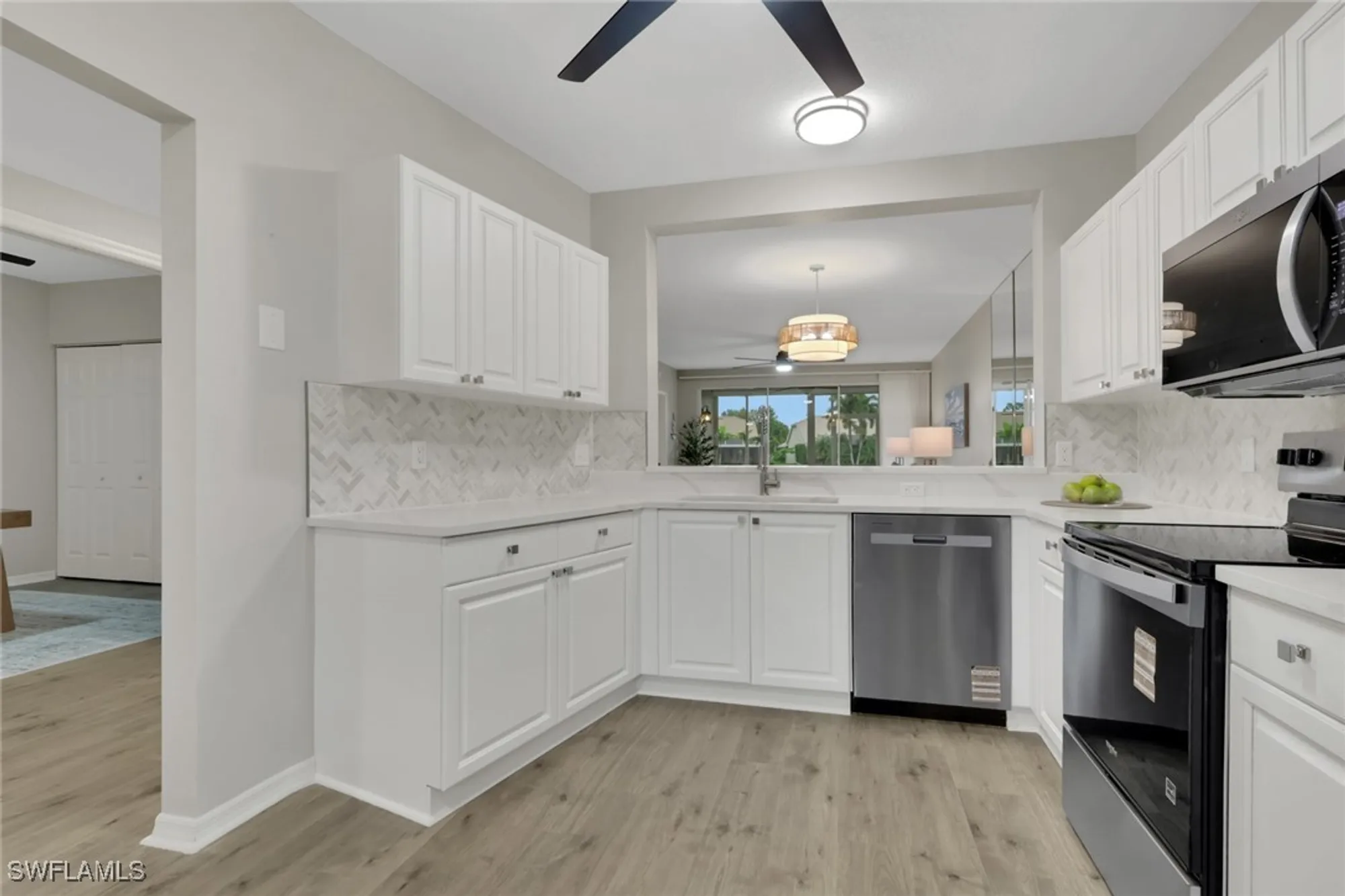 Property Slideshow image 1 of 39 | 9035 michael cir unit 5, Naples, FL, 34113