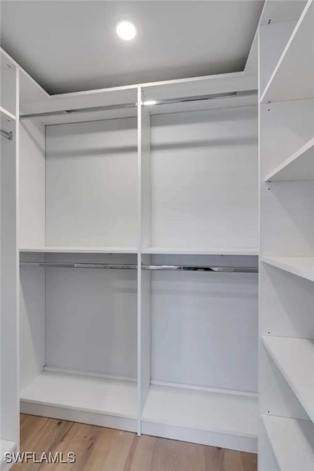 Property Slideshow image 19 of 29 | 3400 gulf shore blvd b2, Naples, FL, 34103