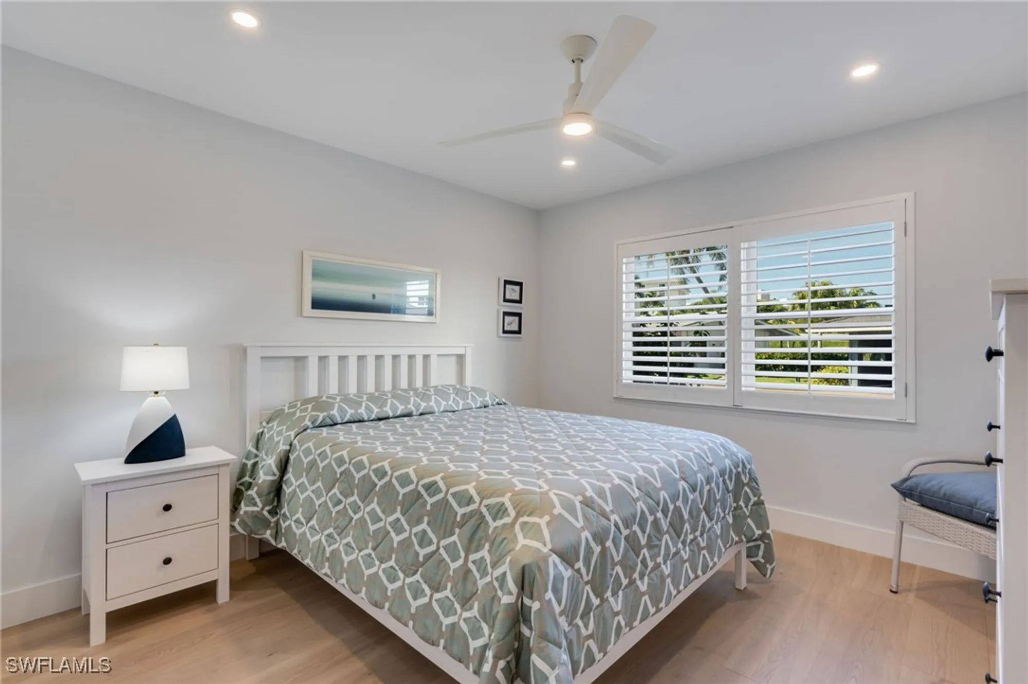 Property Slideshow image 11 of 29 | 3400 gulf shore blvd b2, Naples, FL, 34103