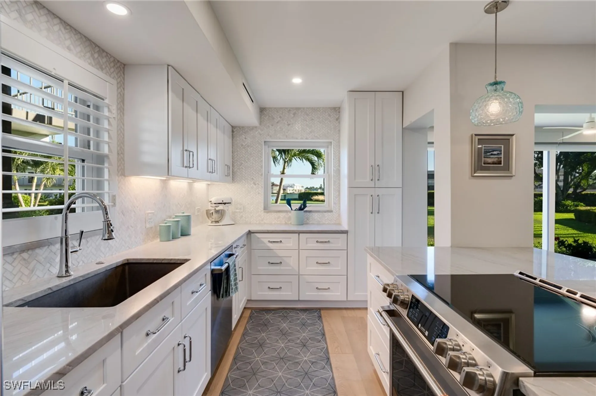 Property Slideshow image 2 of 29 | 3400 gulf shore blvd b2, Naples, FL, 34103