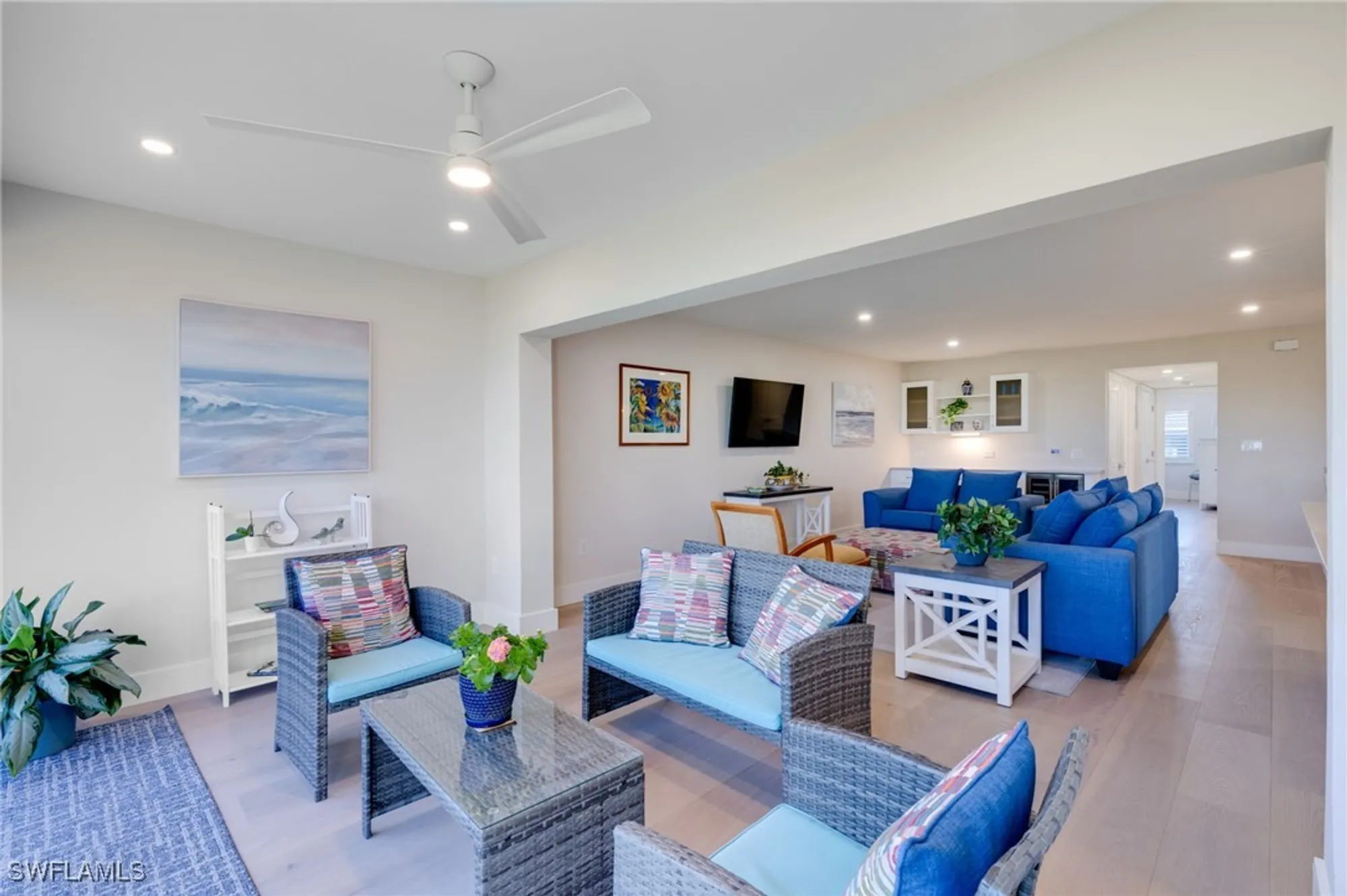 Property Slideshow image 22 of 29 | 3400 gulf shore blvd b2, Naples, FL, 34103