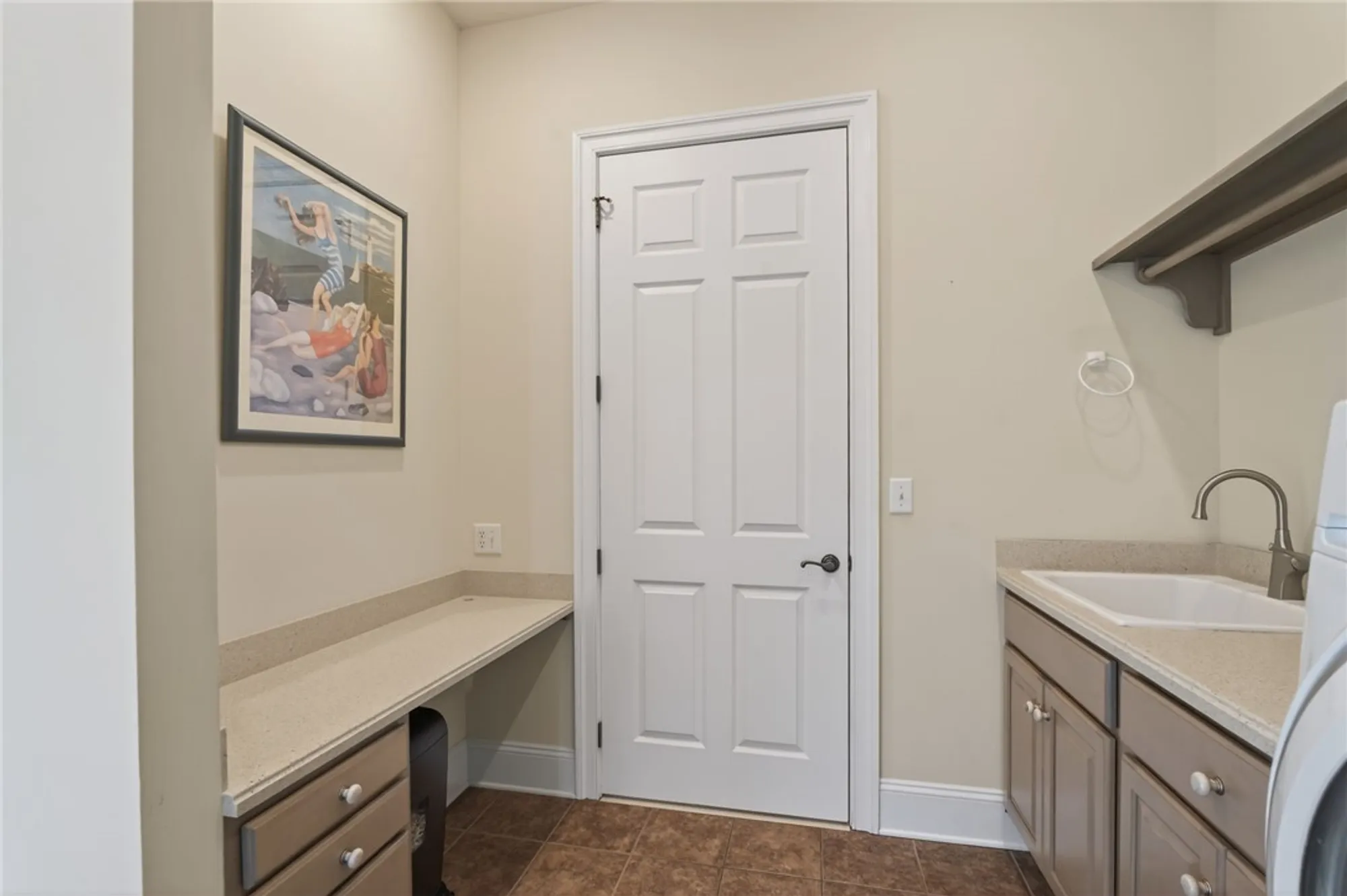 Property Slideshow image 20 of 50 | 173 southport, Williamsburg, VA, 23188