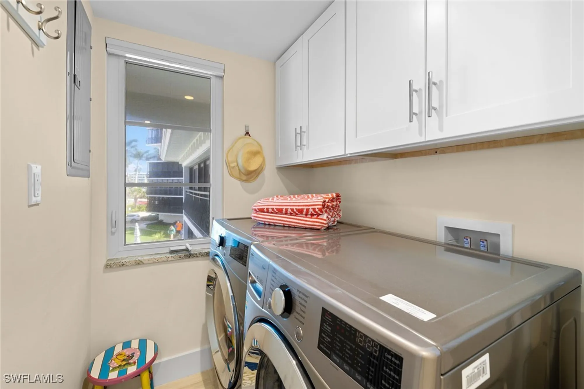 Property Slideshow image 25 of 34 | 3333 gulf shore blvd 4, Naples, FL, 34103