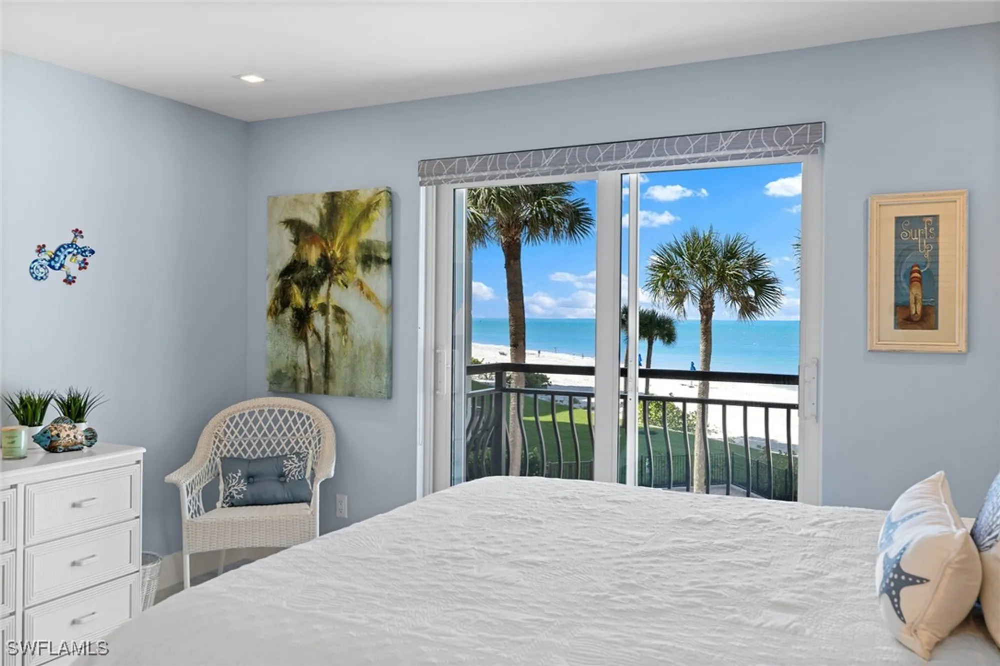Property Slideshow image 22 of 34 | 3333 gulf shore blvd 4, Naples, FL, 34103
