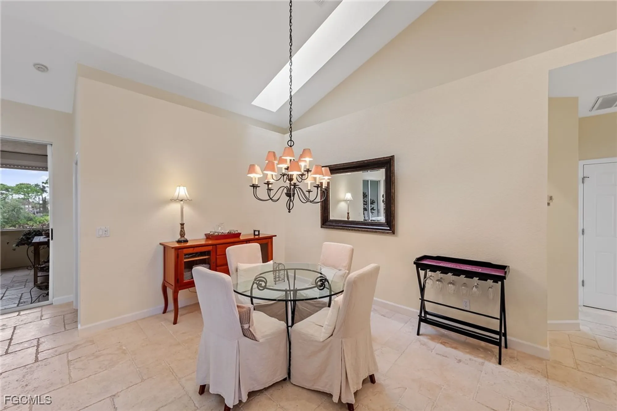 Property Slideshow image 15 of 49 | 25140 goldcrest dr 622, Bonita Springs, FL, 34134
