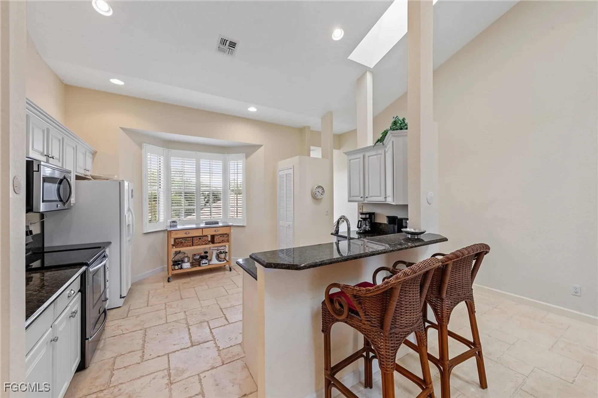 Property Slideshow image 11 of 49 | 25140 goldcrest dr 622, Bonita Springs, FL, 34134