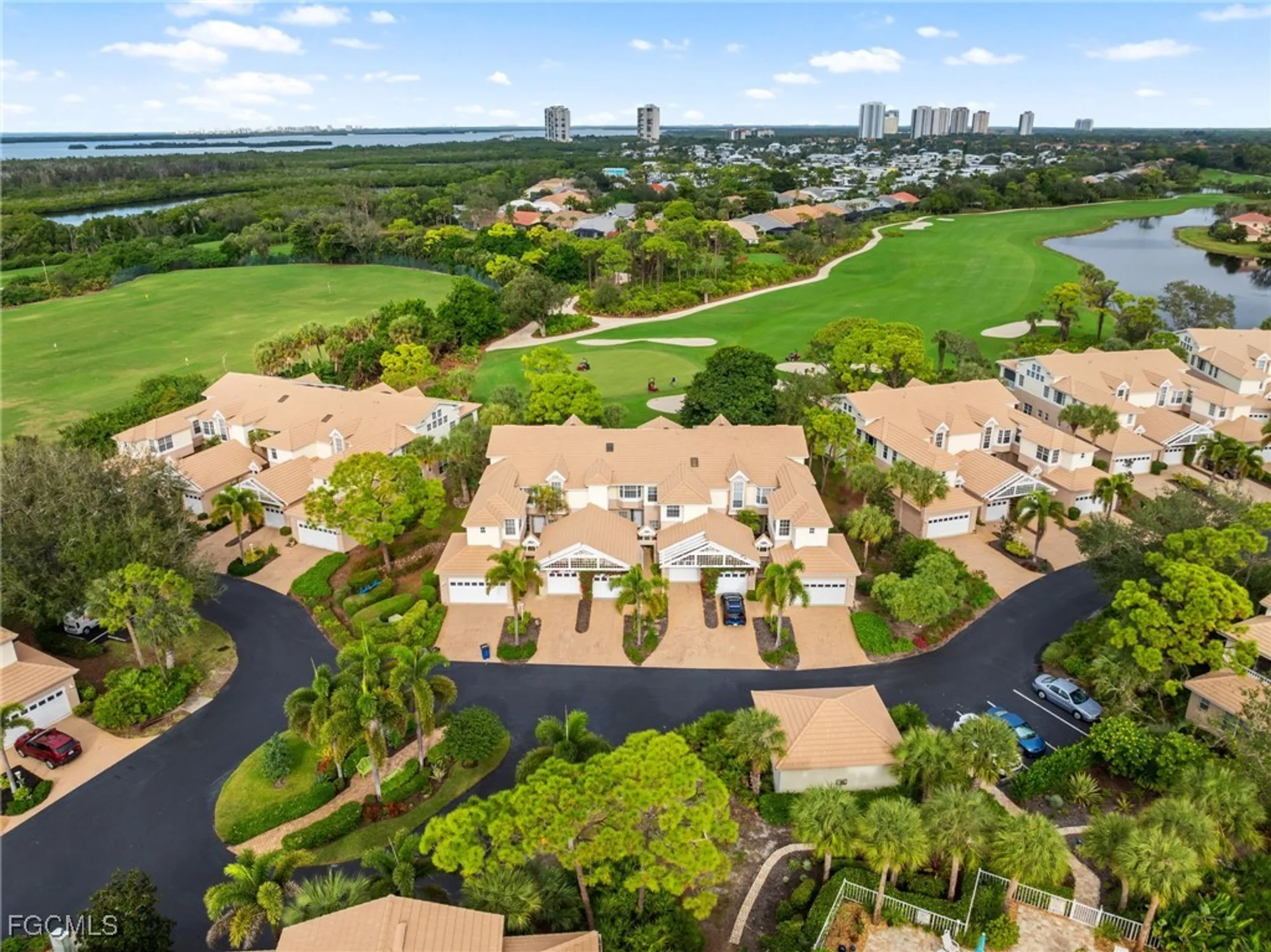 Property Slideshow image 34 of 49 | 25140 goldcrest dr 622, Bonita Springs, FL, 34134