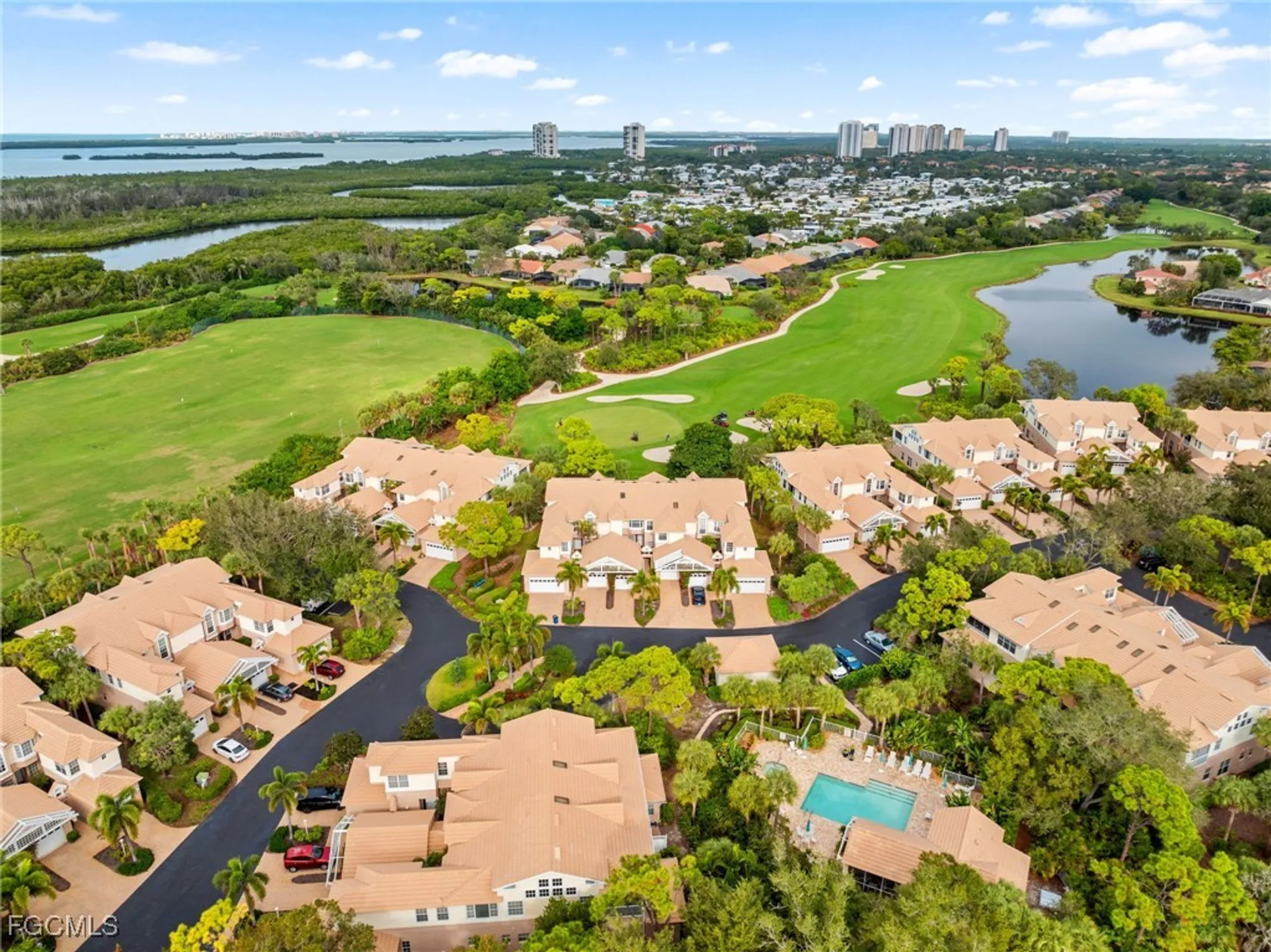 Property Slideshow image 35 of 49 | 25140 goldcrest dr 622, Bonita Springs, FL, 34134