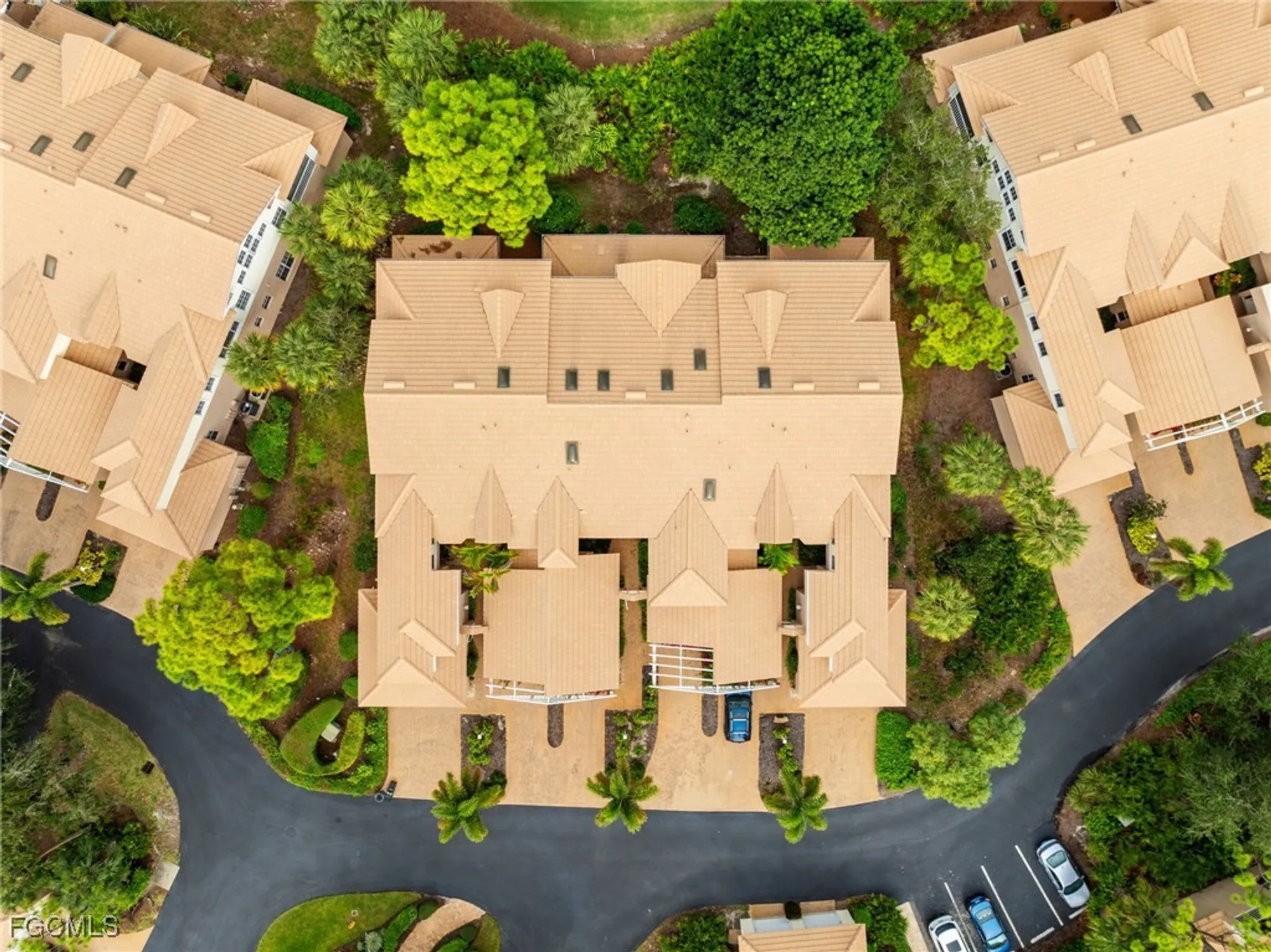 Property Slideshow image 38 of 49 | 25140 goldcrest dr 622, Bonita Springs, FL, 34134