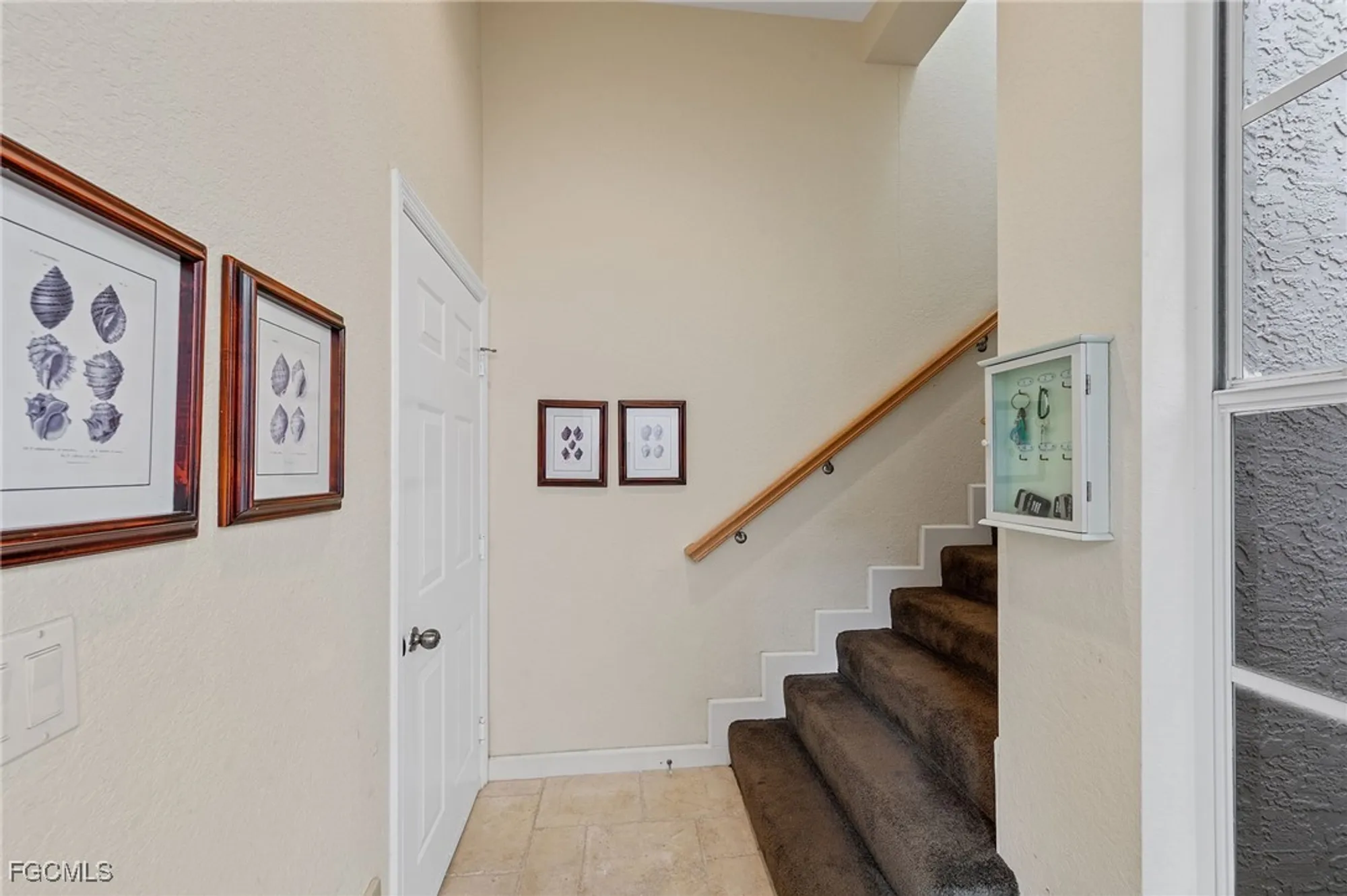 Property Slideshow image 5 of 49 | 25140 goldcrest dr 622, Bonita Springs, FL, 34134