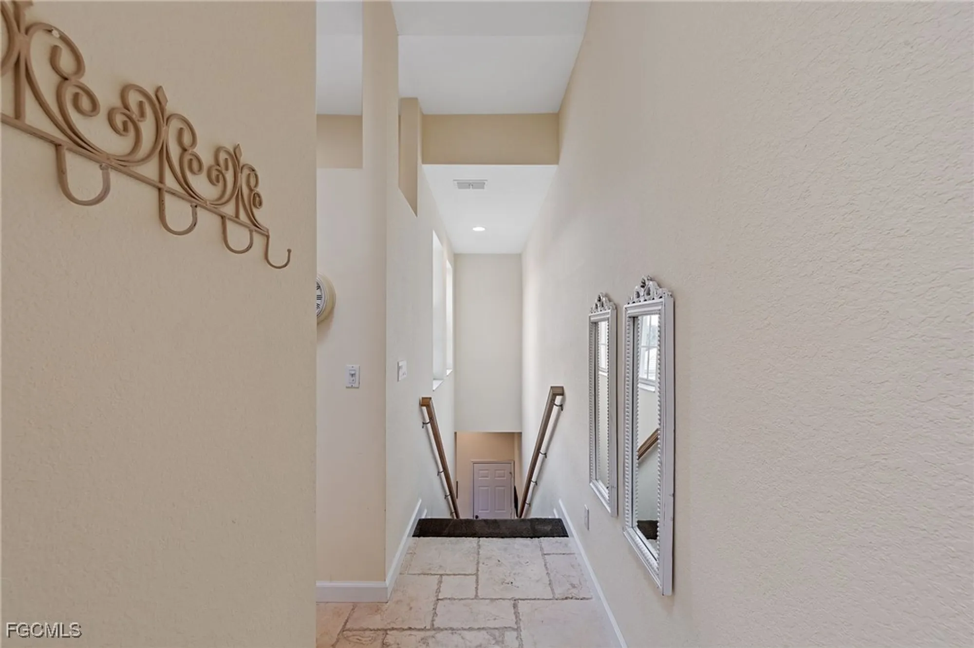 Property Slideshow image 6 of 49 | 25140 goldcrest dr 622, Bonita Springs, FL, 34134