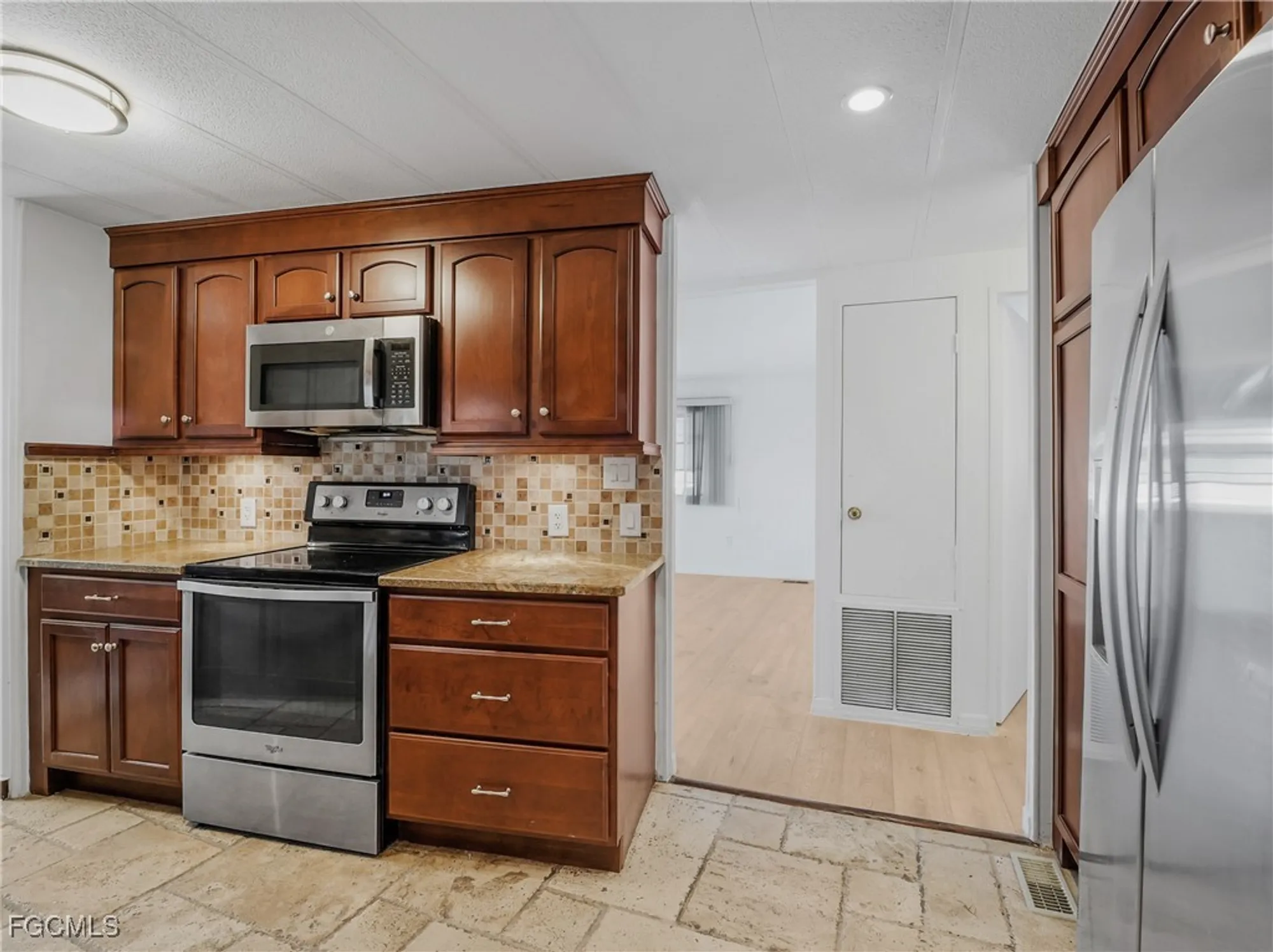 Property Slideshow image 13 of 28 | 14518 battery bnd, North Fort Myers, FL, 33917
