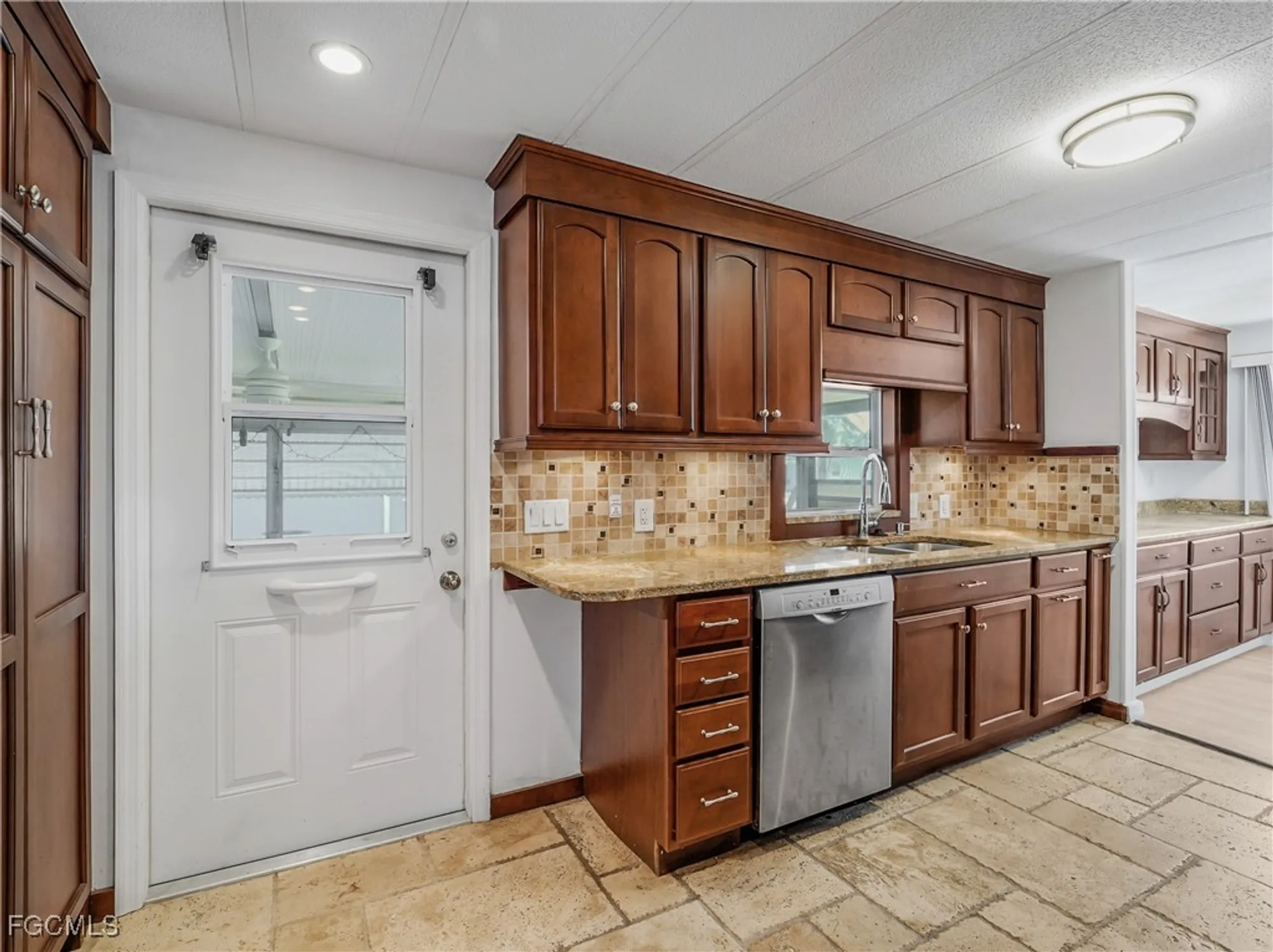 Property Slideshow image 24 of 28 | 14518 battery bnd, North Fort Myers, FL, 33917