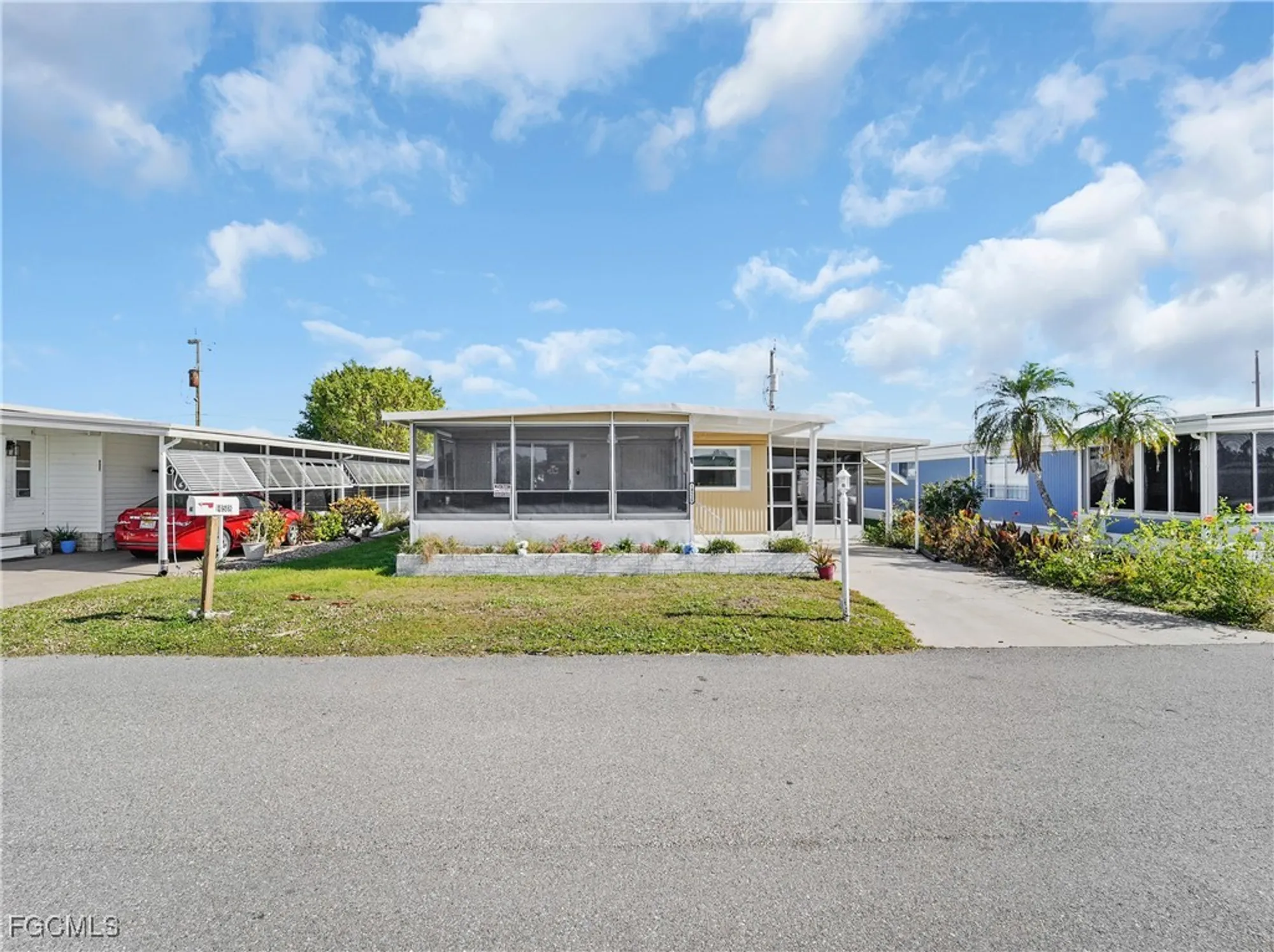 Property Slideshow image 2 of 28 | 14518 battery bnd, North Fort Myers, FL, 33917