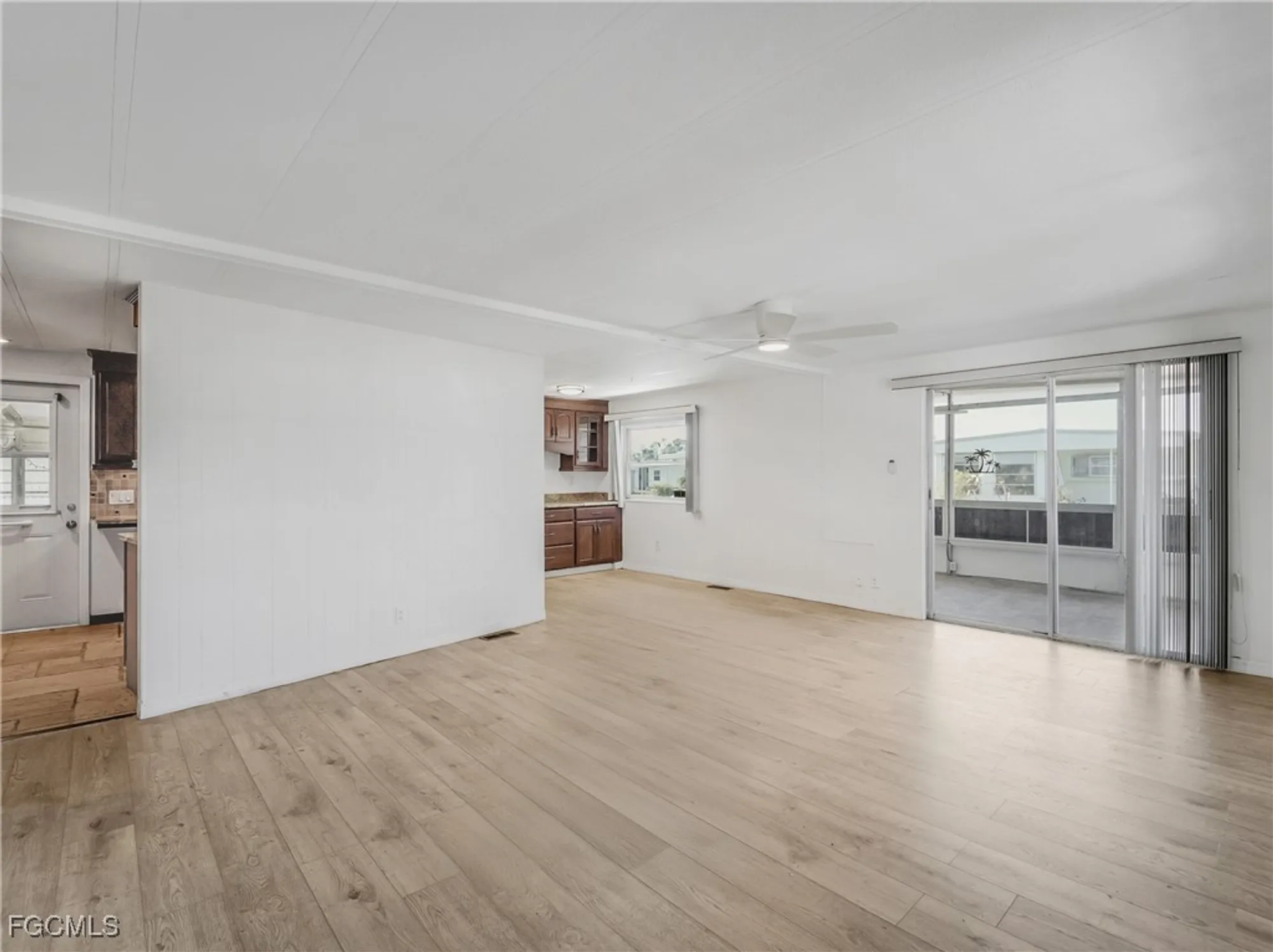 Property Slideshow image 20 of 28 | 14518 battery bnd, North Fort Myers, FL, 33917